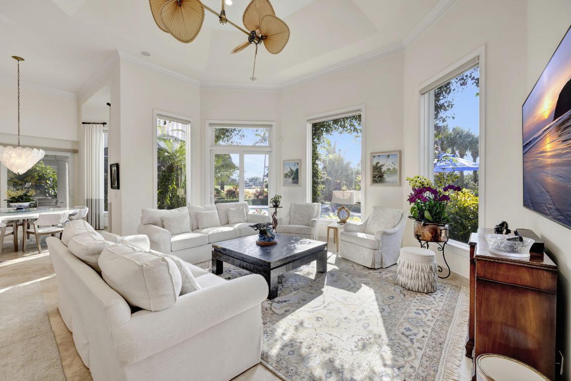 Stuart, Florida, 34996, United States, 5 Bedrooms Bedrooms, ,7 BathroomsBathrooms,Residential,Active,1943711