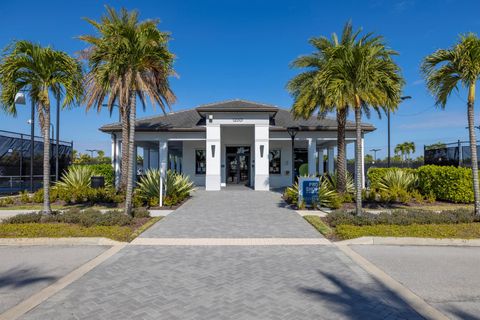 A home in Port St Lucie