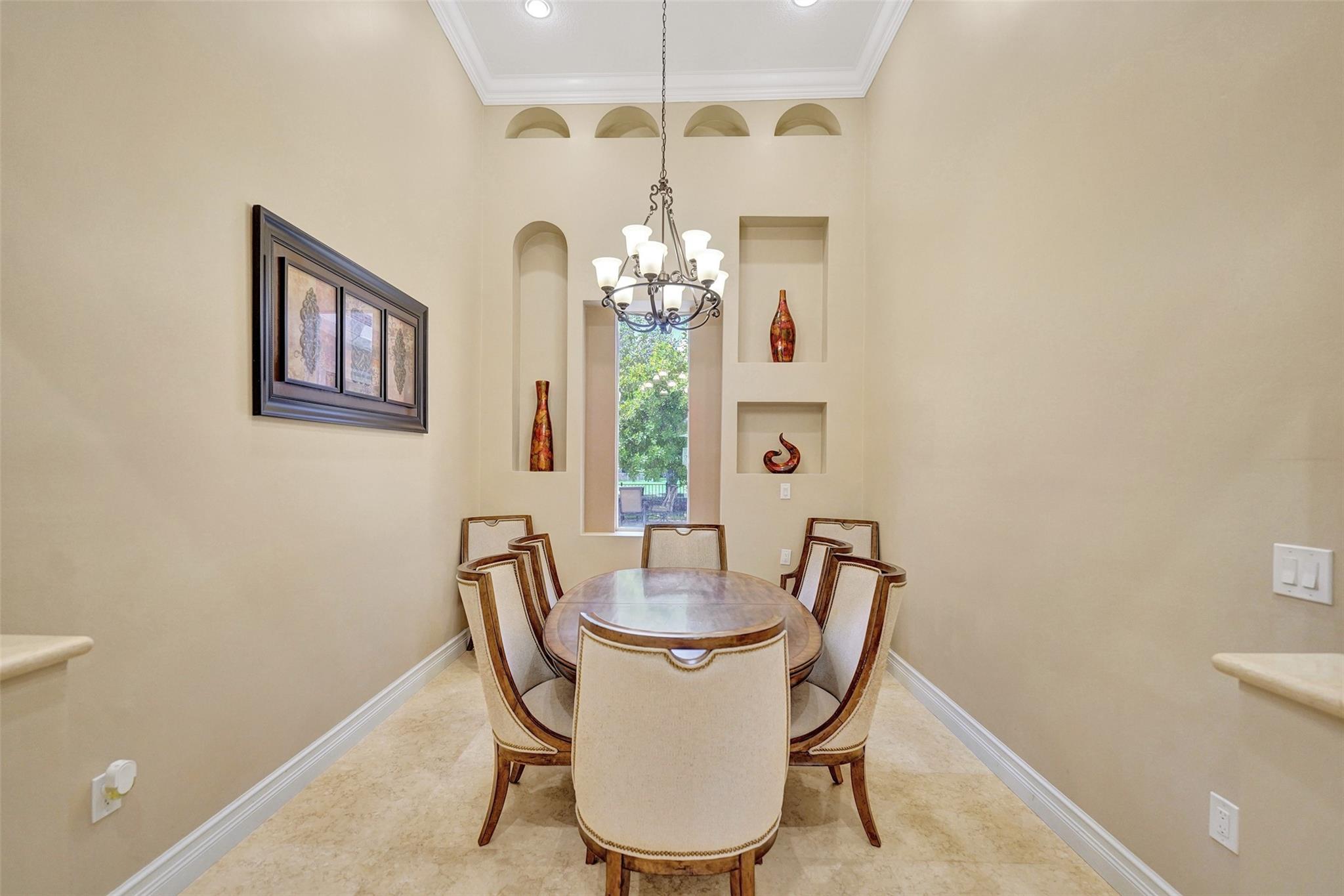 Kensington 146-39 B - Residential
