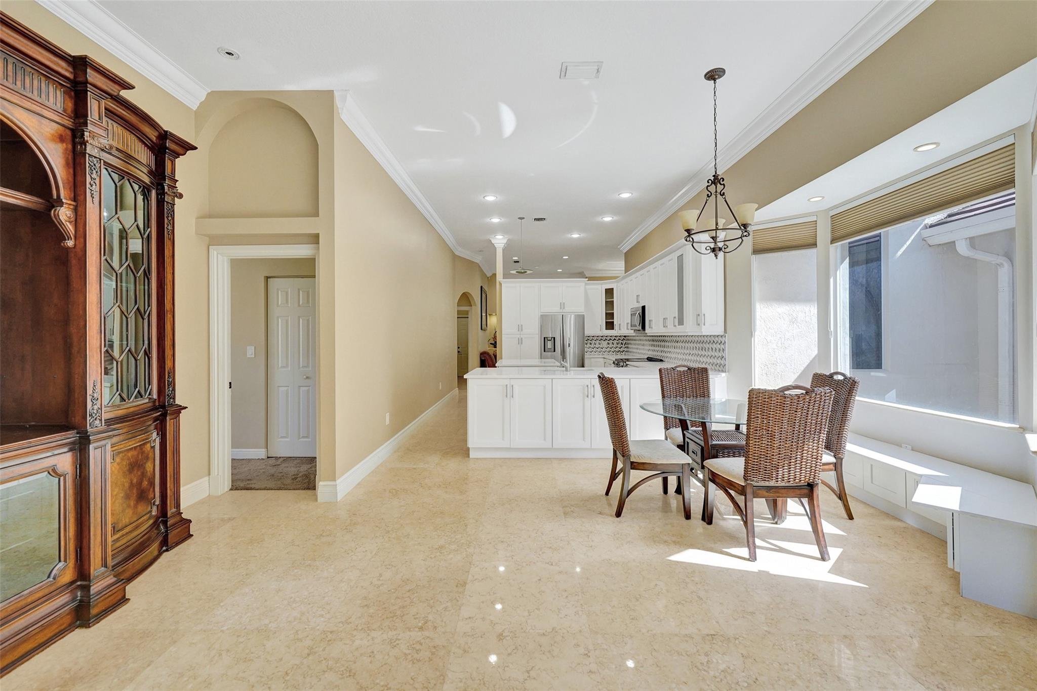 Kensington 146-39 B - Residential