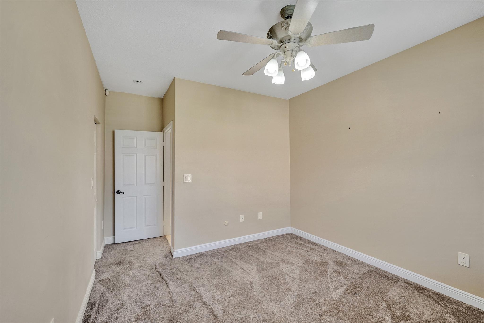 Kensington 146-39 B - Residential