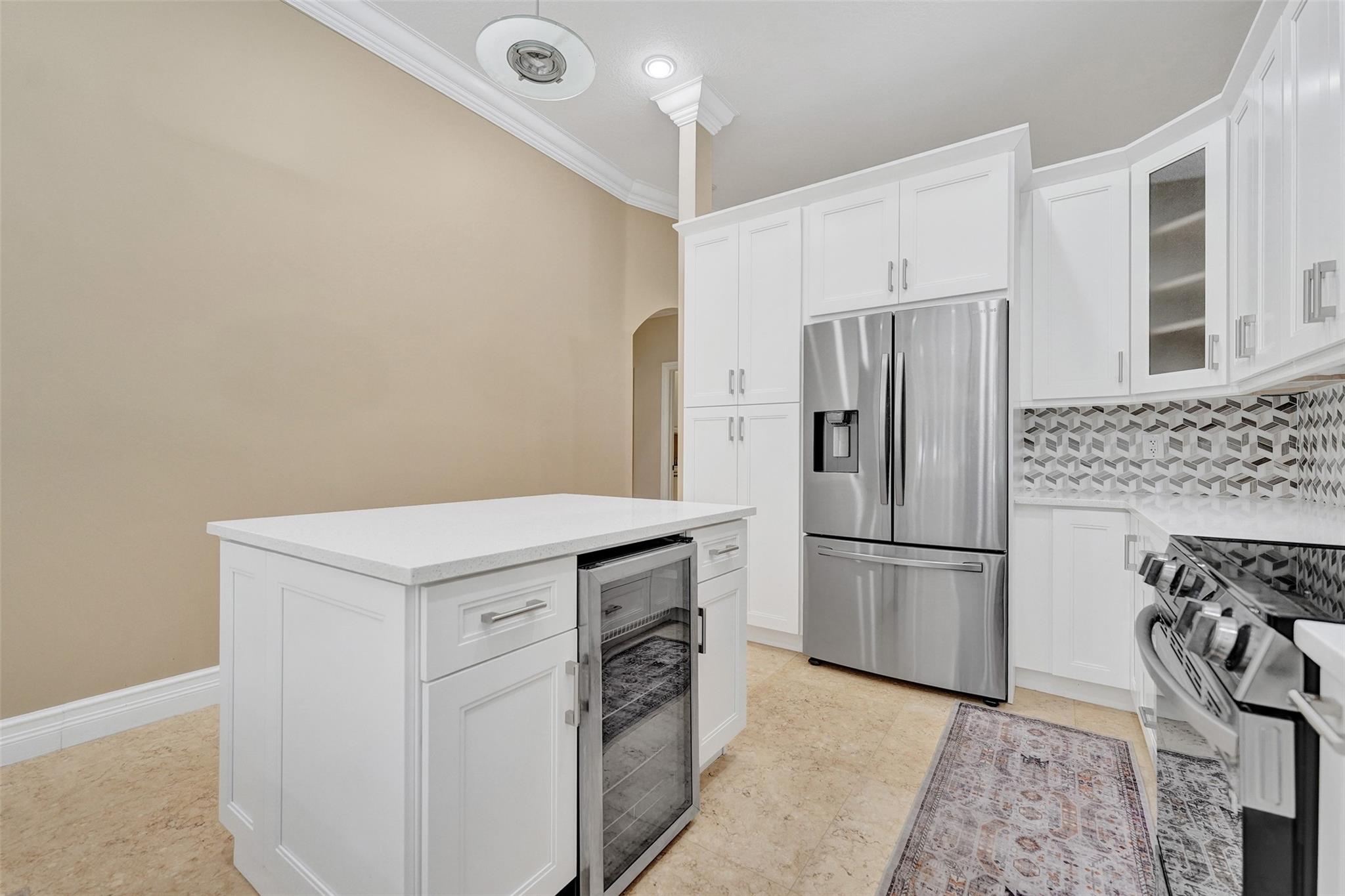 Kensington 146-39 B - Residential