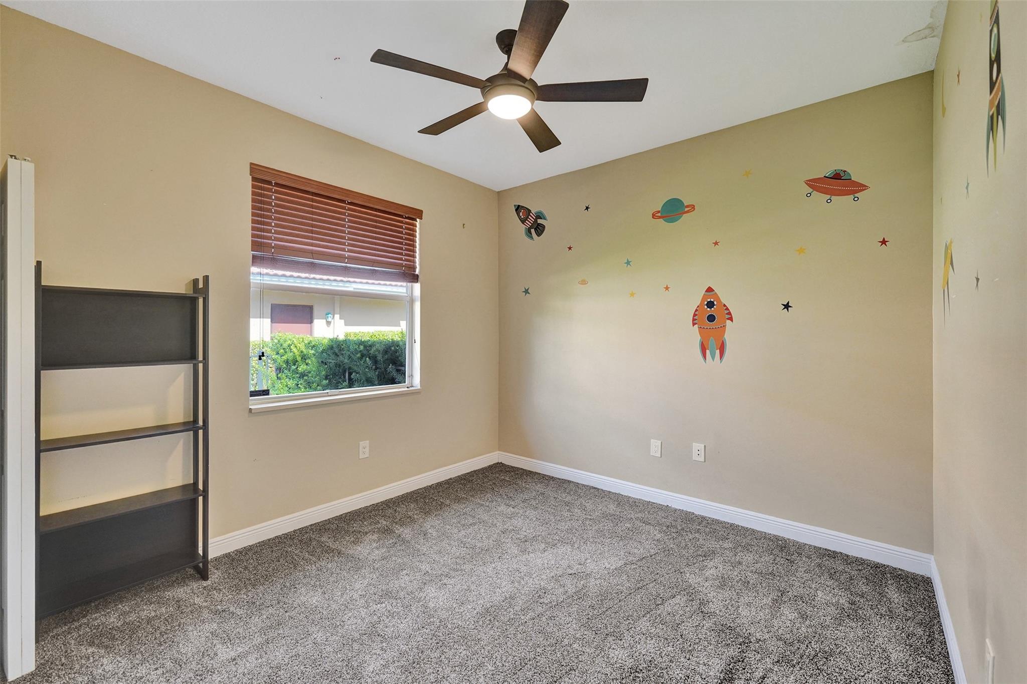 Kensington 146-39 B - Residential