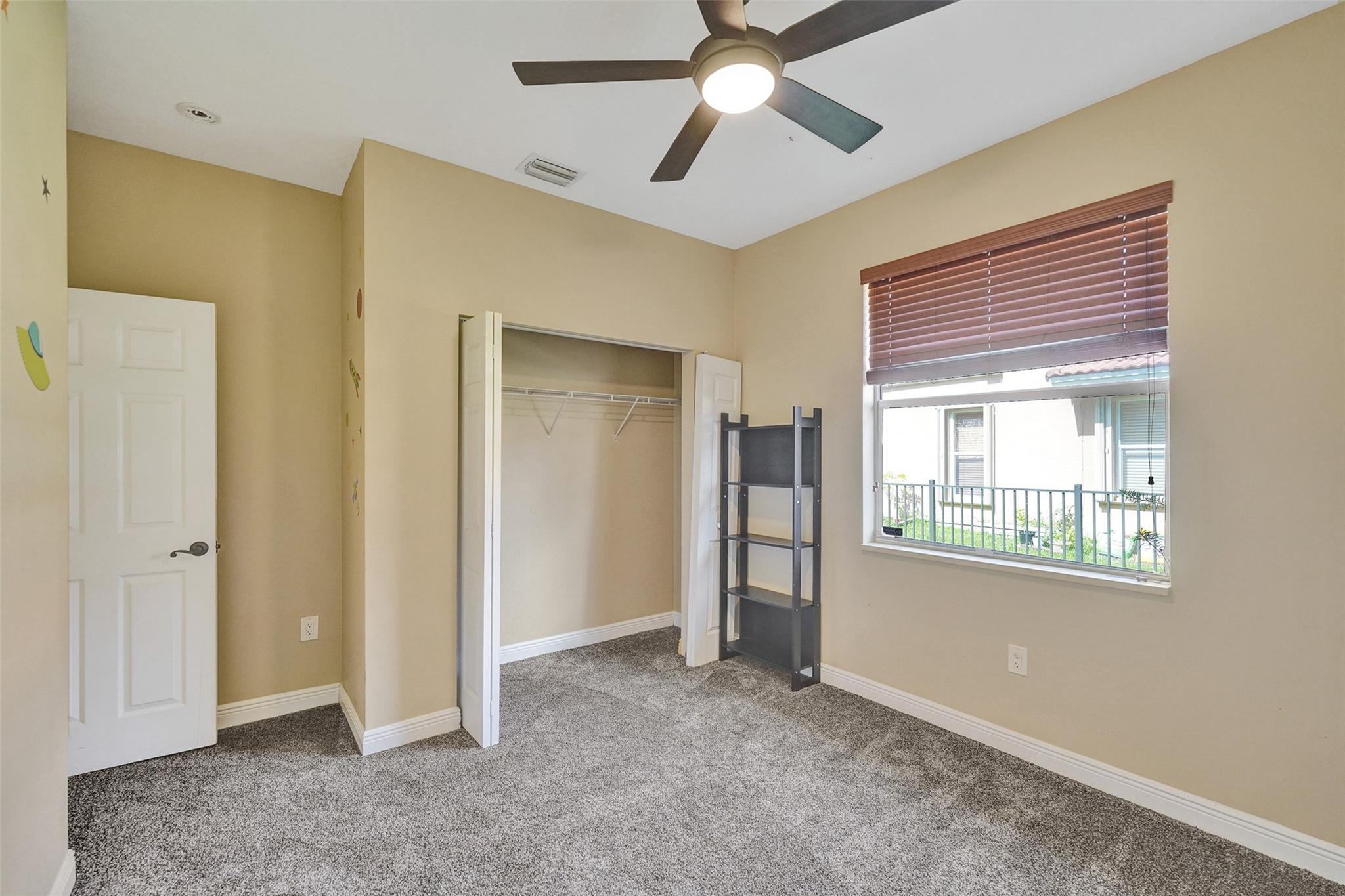 Kensington 146-39 B - Residential