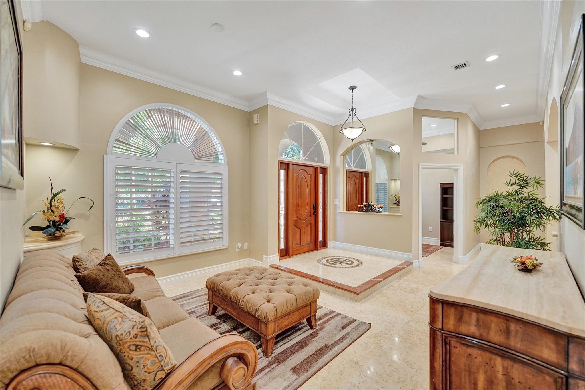 Kensington 146-39 B - Residential