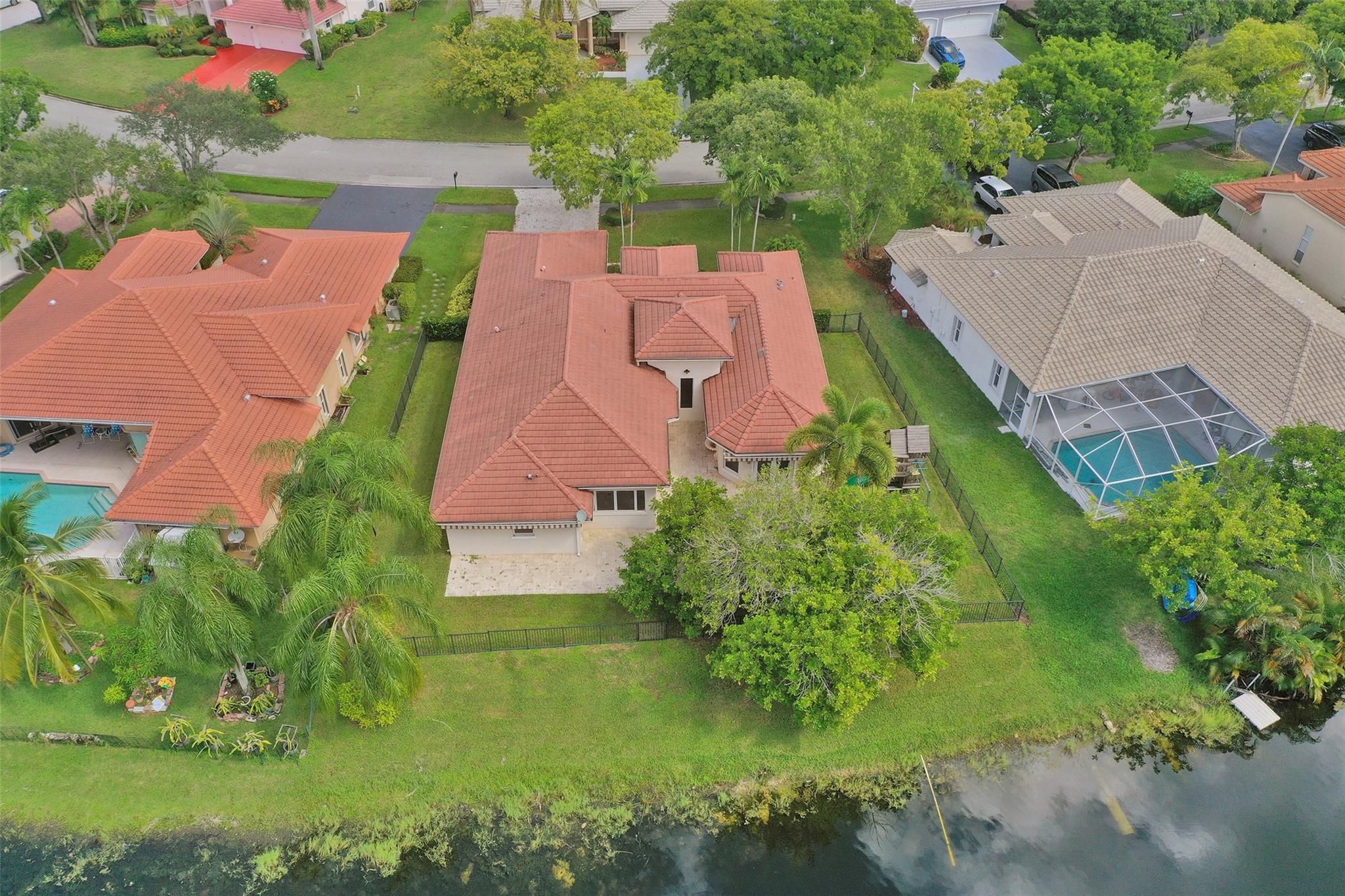 Kensington 146-39 B - Residential