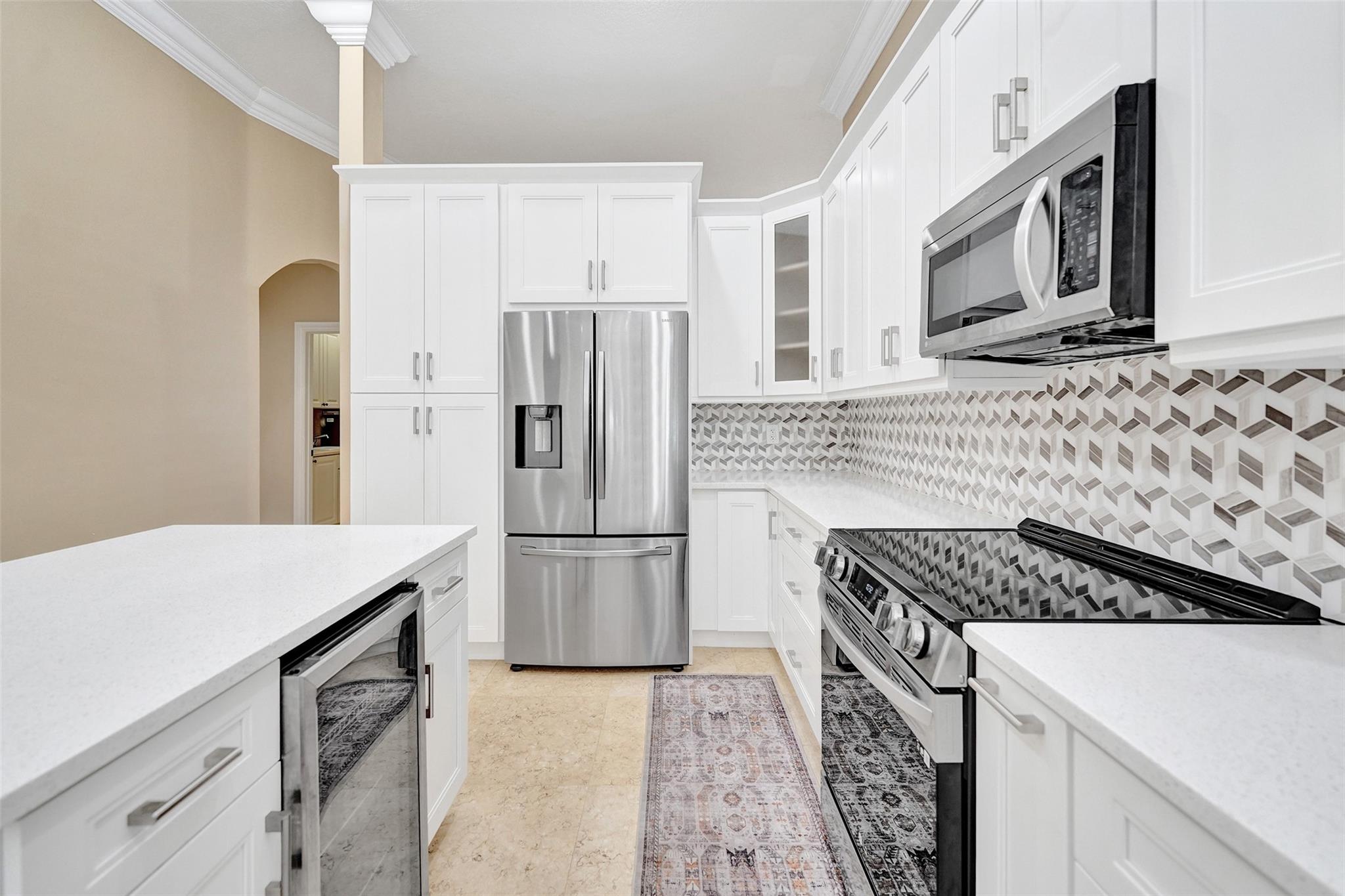 Kensington 146-39 B - Residential