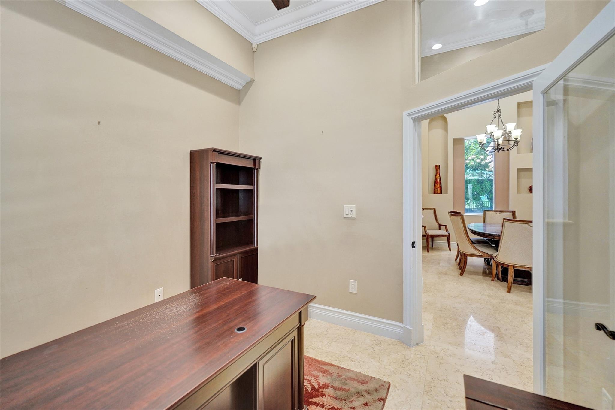 Kensington 146-39 B - Residential