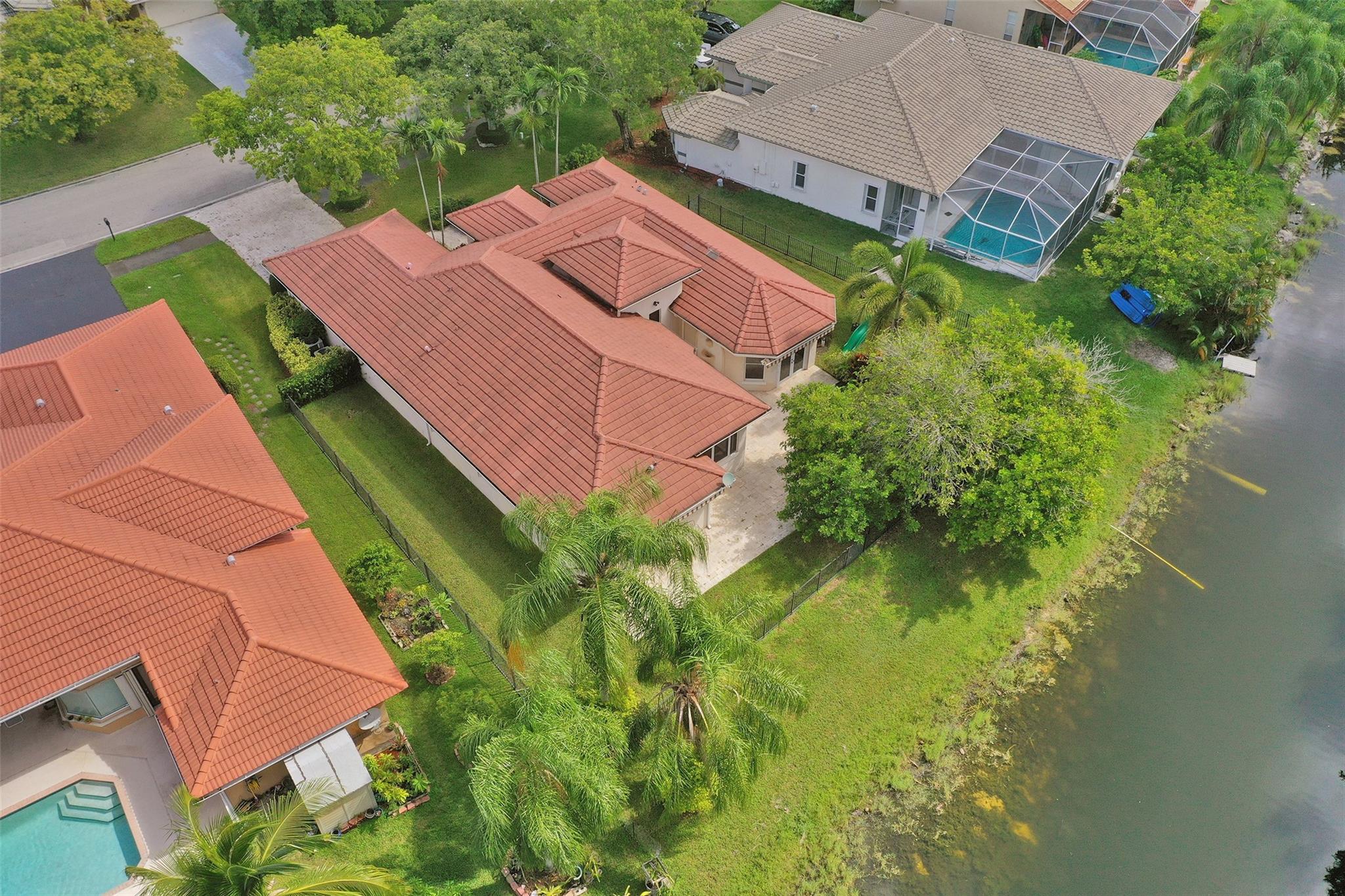 Kensington 146-39 B - Residential