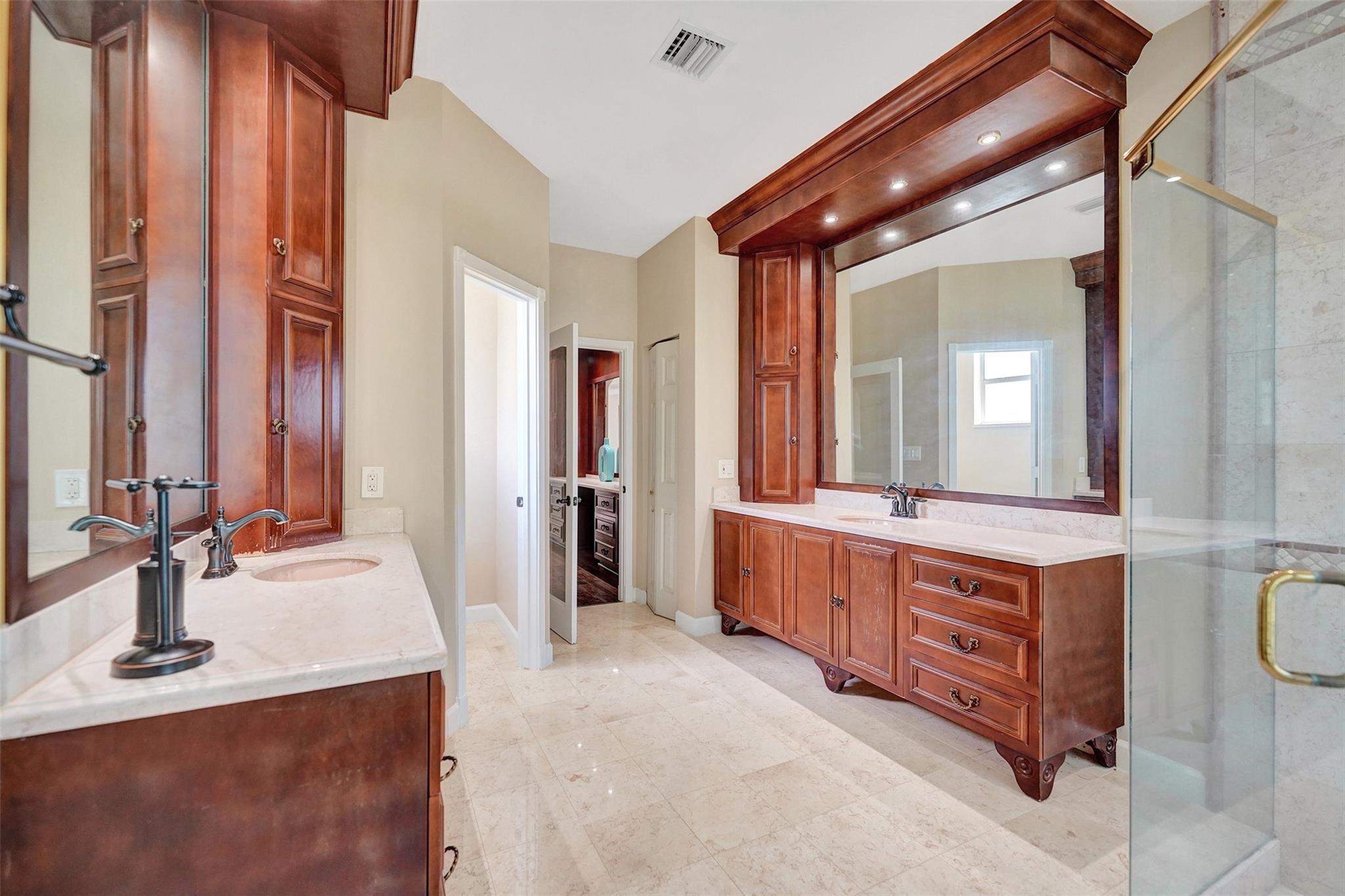 Kensington 146-39 B - Residential