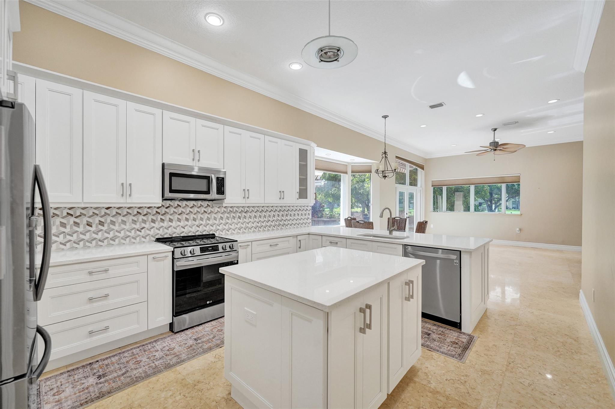 Kensington 146-39 B - Residential