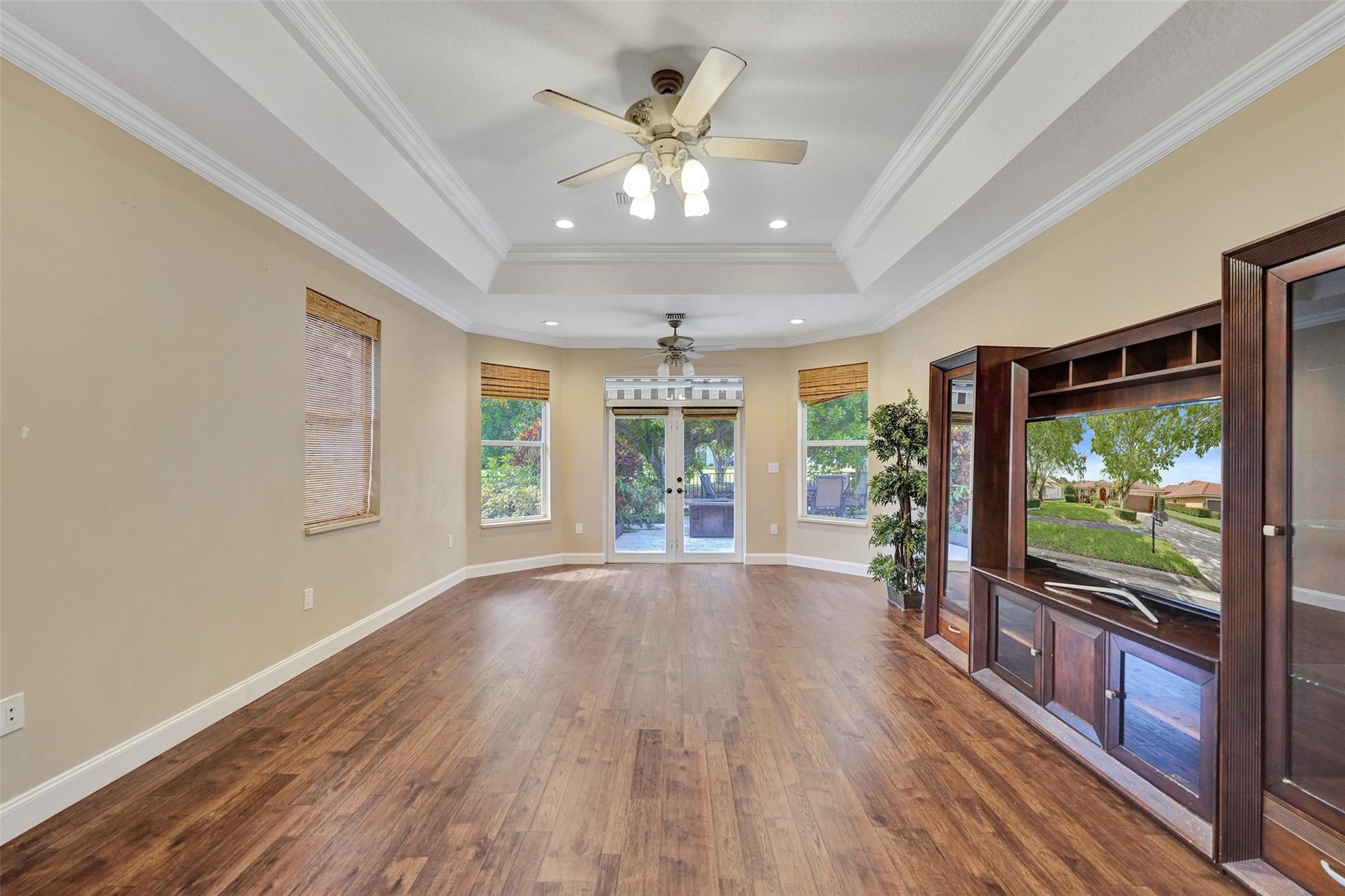 Kensington 146-39 B - Residential