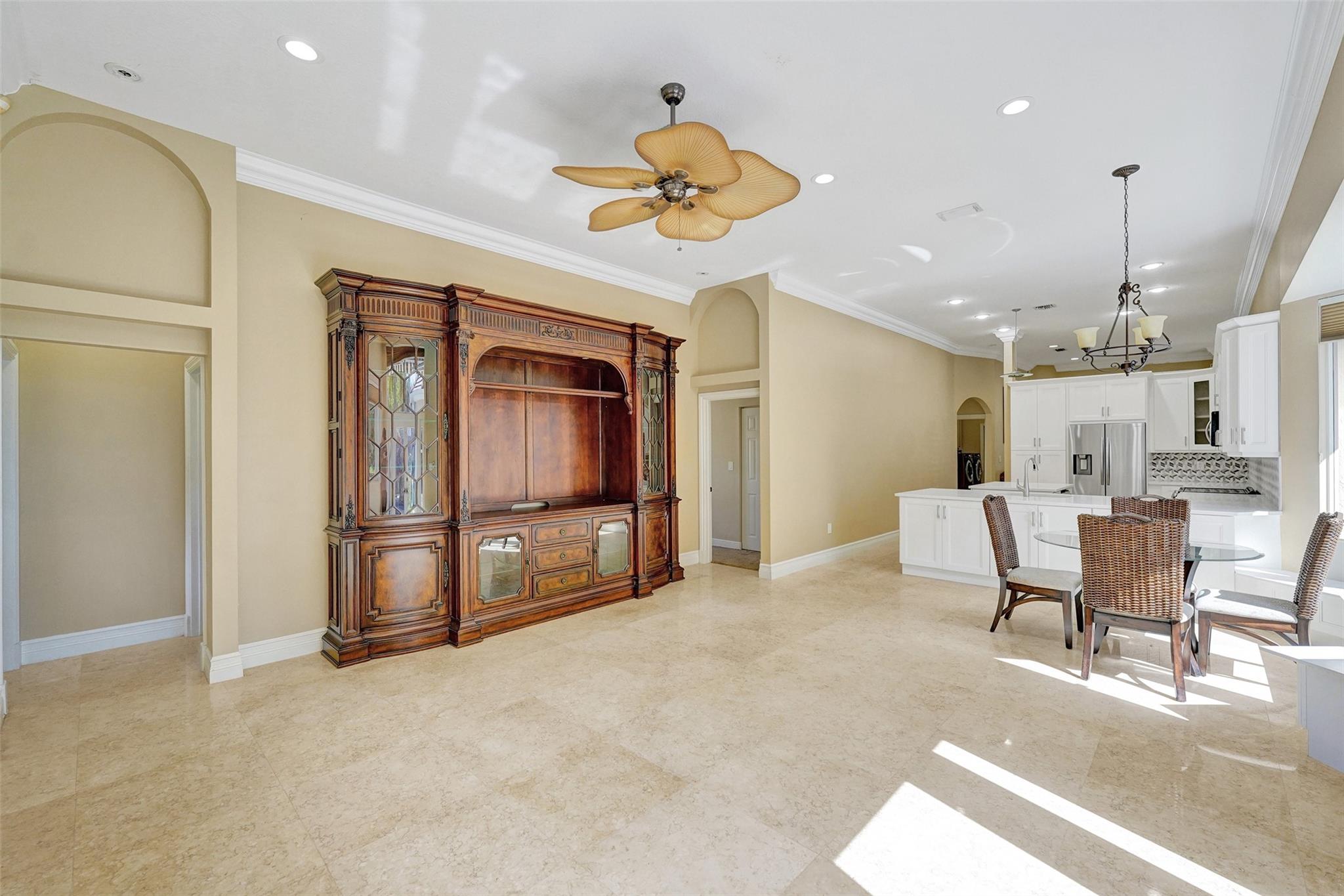 Kensington 146-39 B - Residential