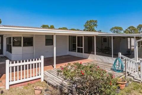 306 Hickory Ridge Drive, Sebring, FL MLS: R11074418