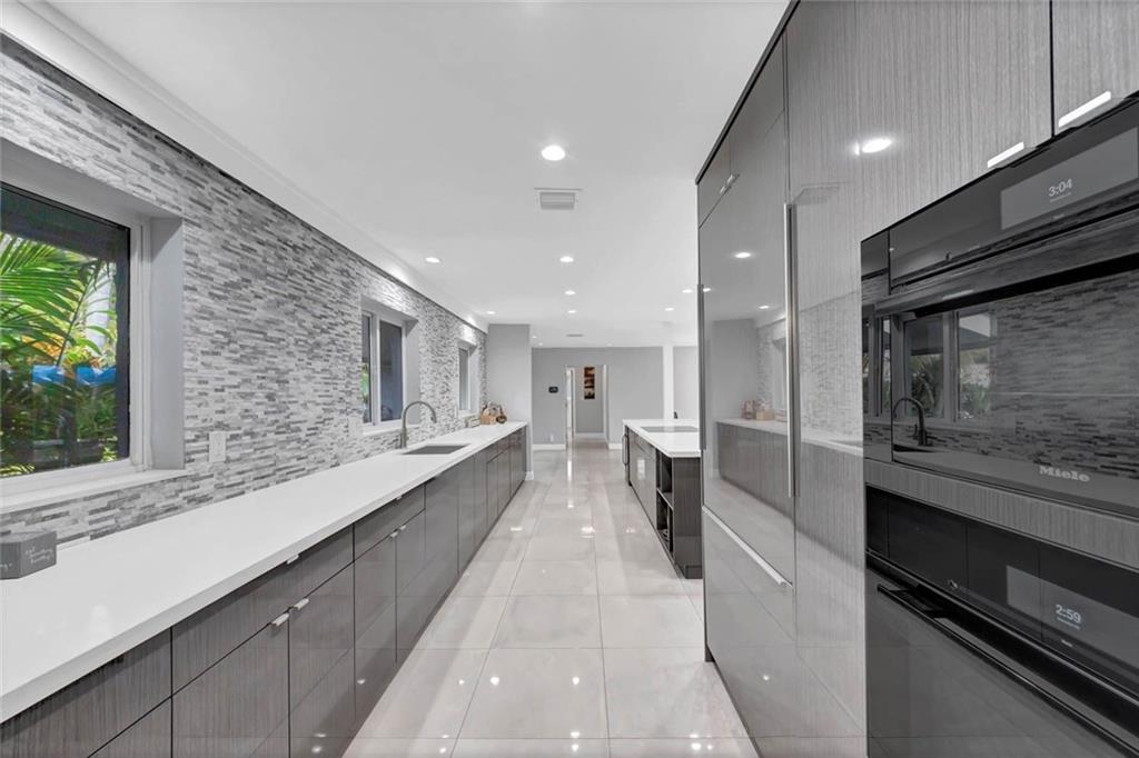 Coral Ridge Country Club - Residential