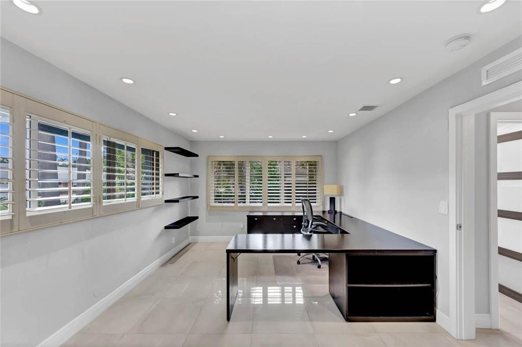 Coral Ridge Country Club - Residential