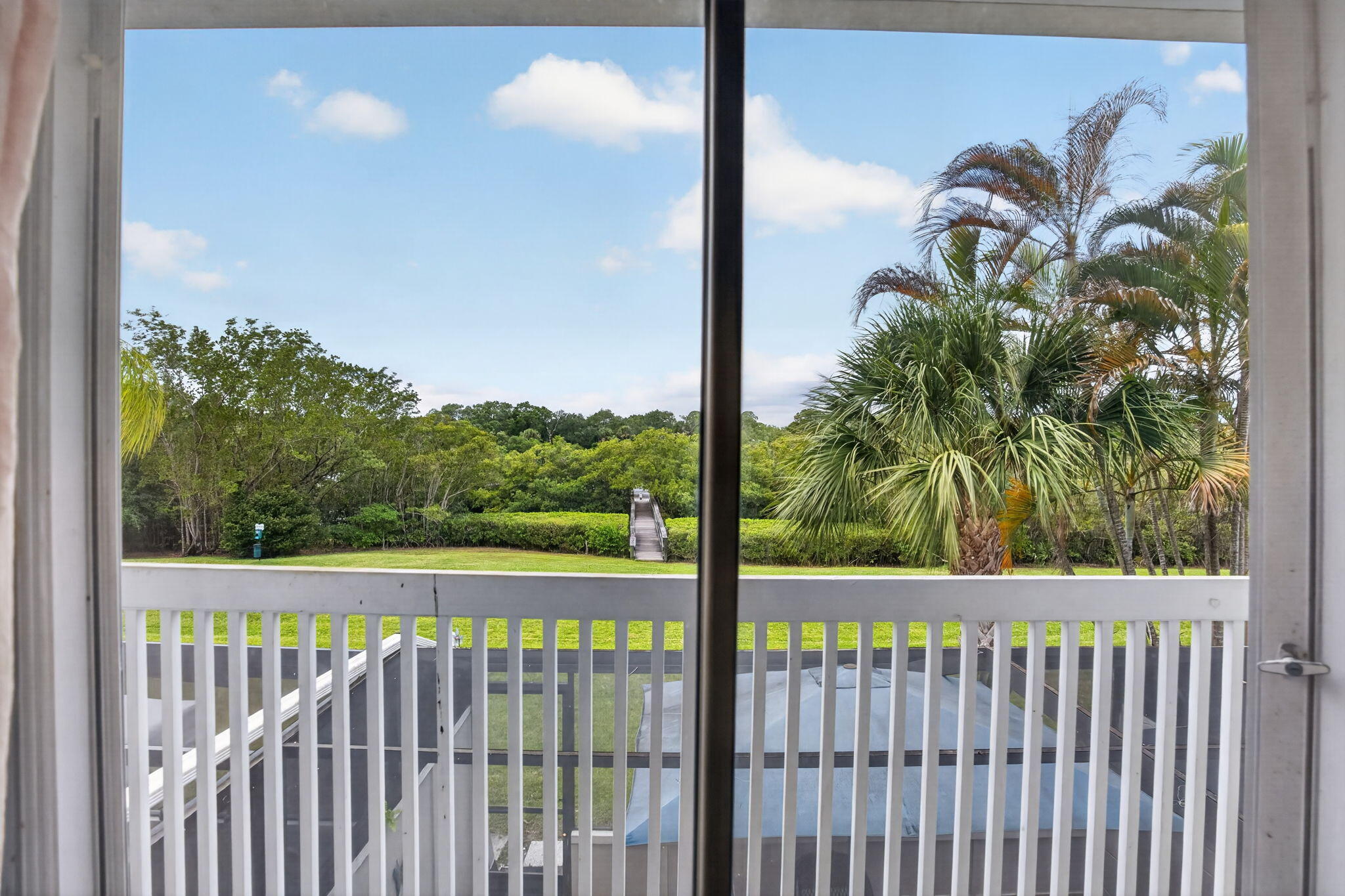 RIVERWALK 2 - Residential