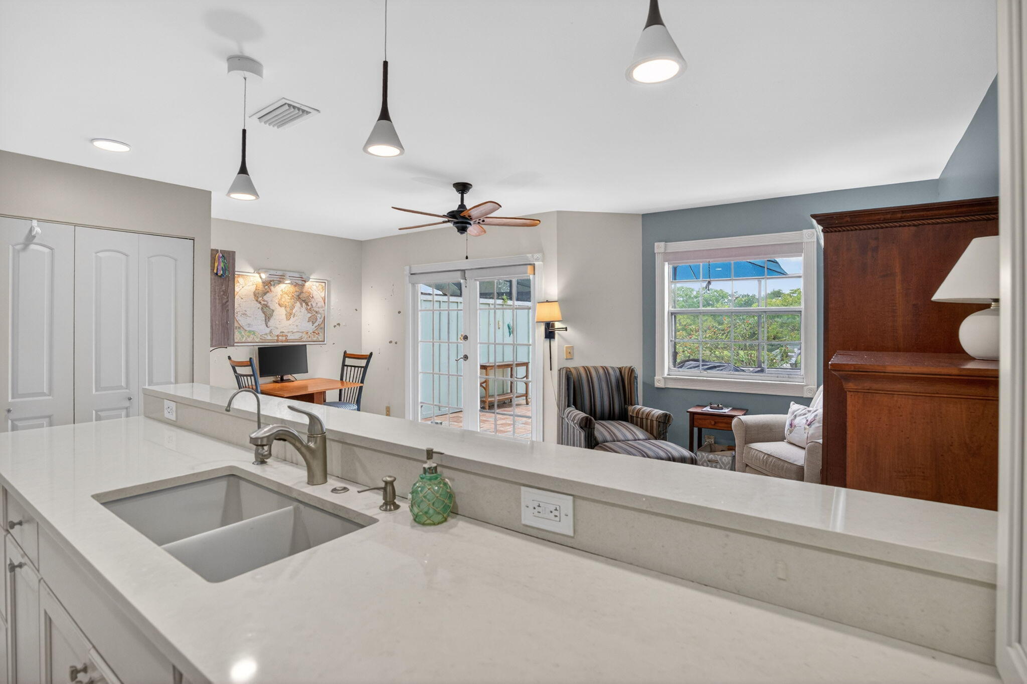 RIVERWALK 2 - Residential