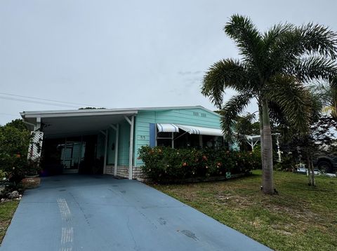 33 Vista De Laguna Fort Pierce FL 34951