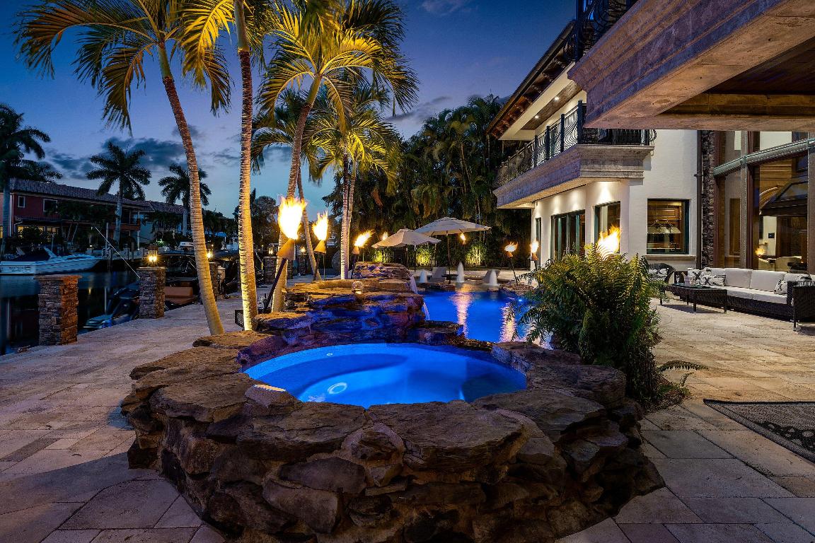 LIGHTHOUSE POINT 3RD SEC - Residential