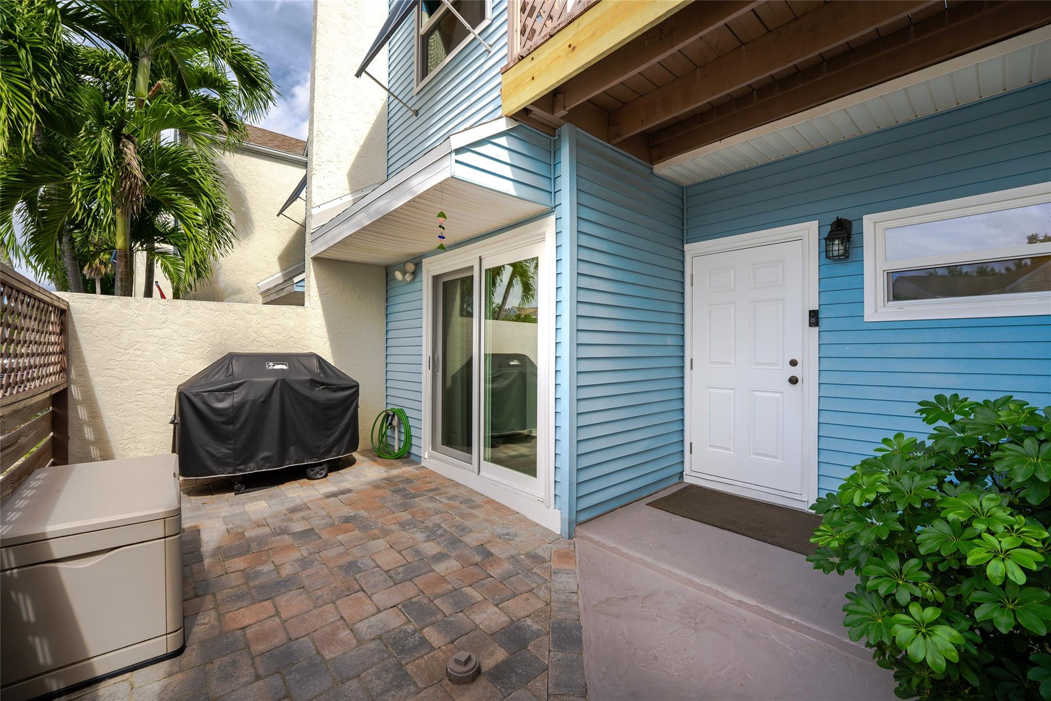 Coconut Key Townhomes - Residential