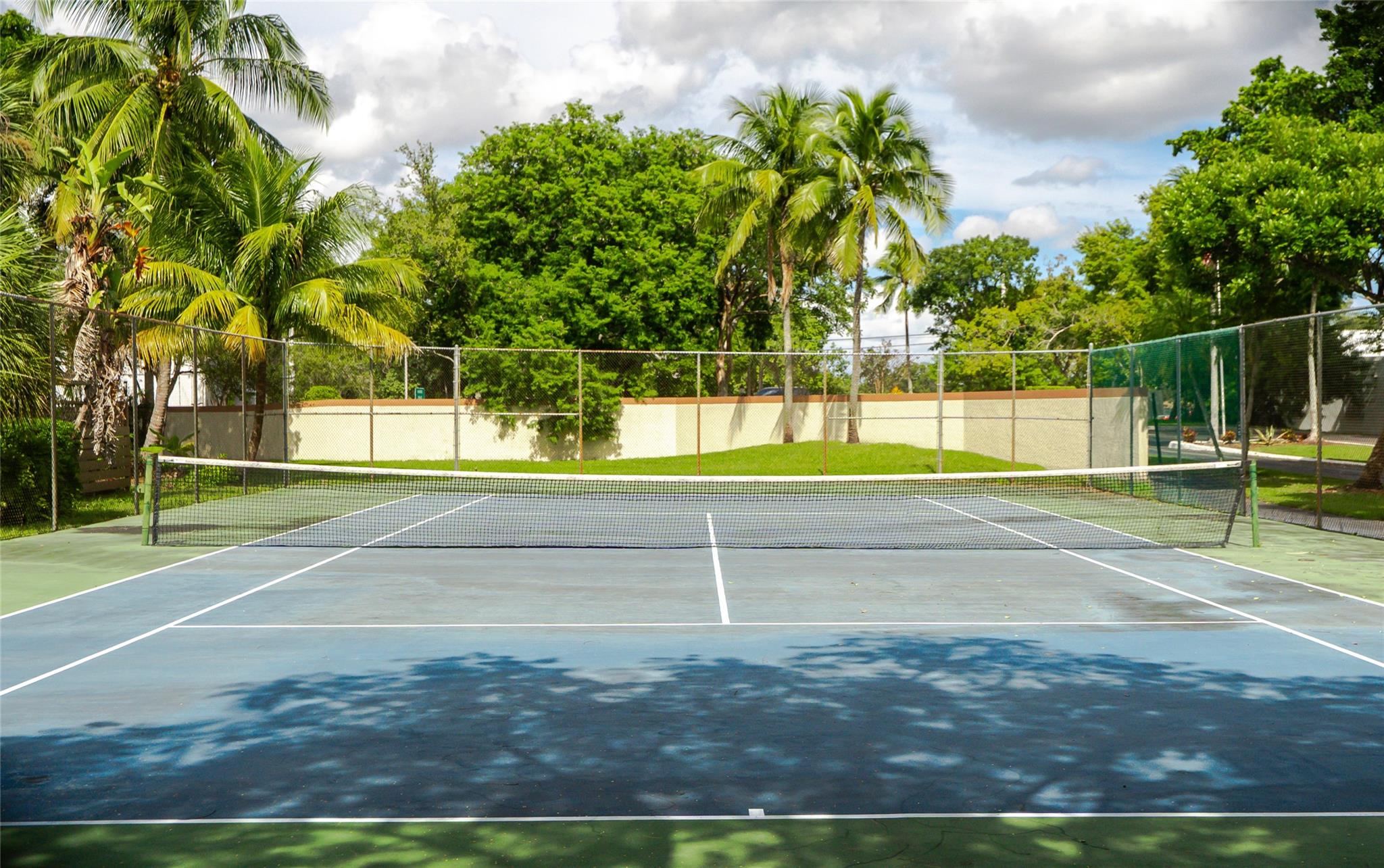 Coconut Key Townhomes - Residential