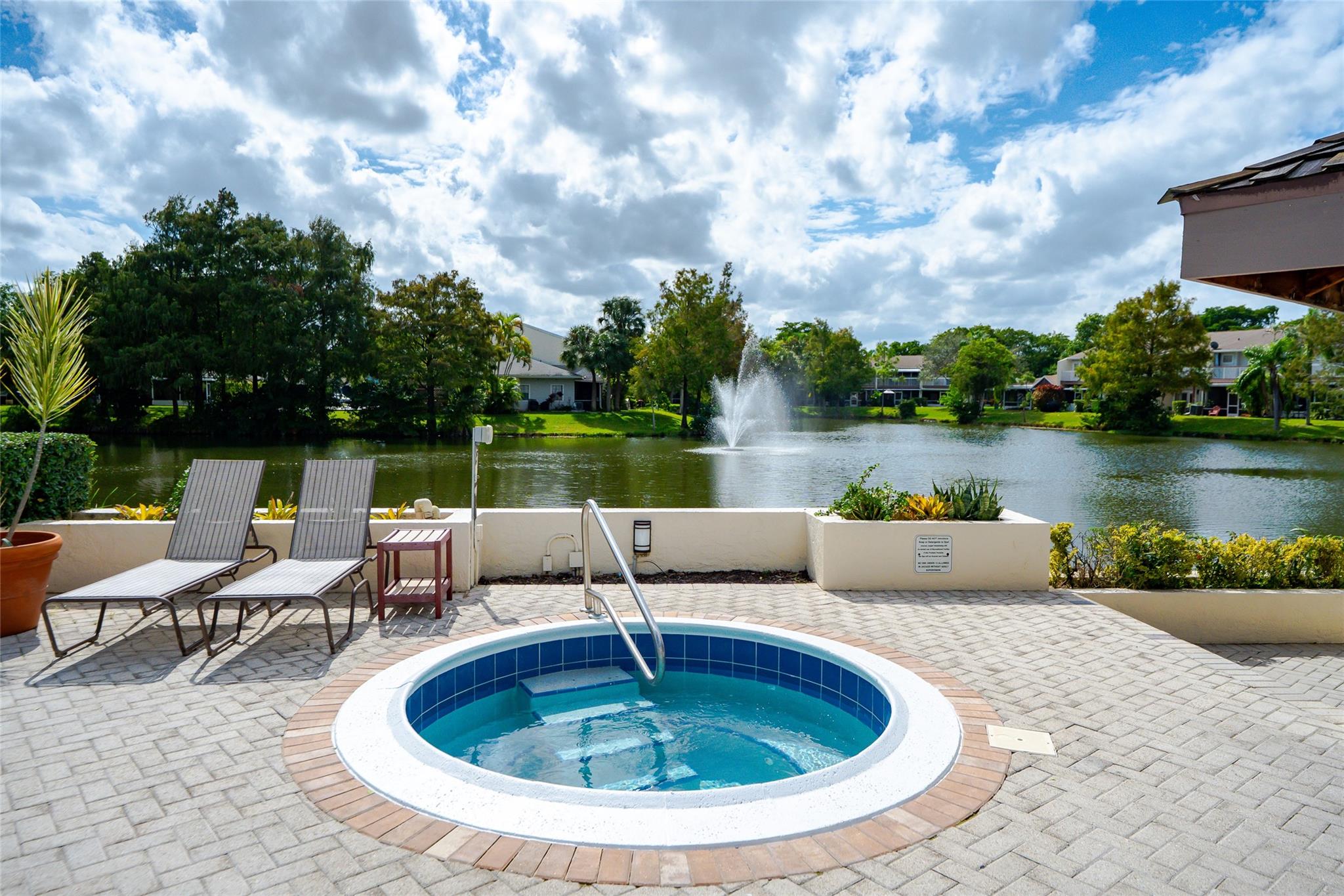 Coconut Key Townhomes - Residential