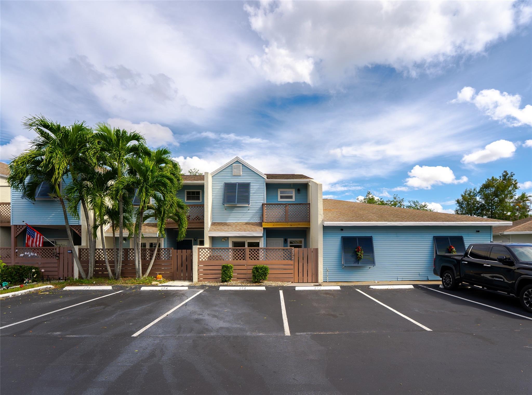 Coconut Key Townhomes - Residential