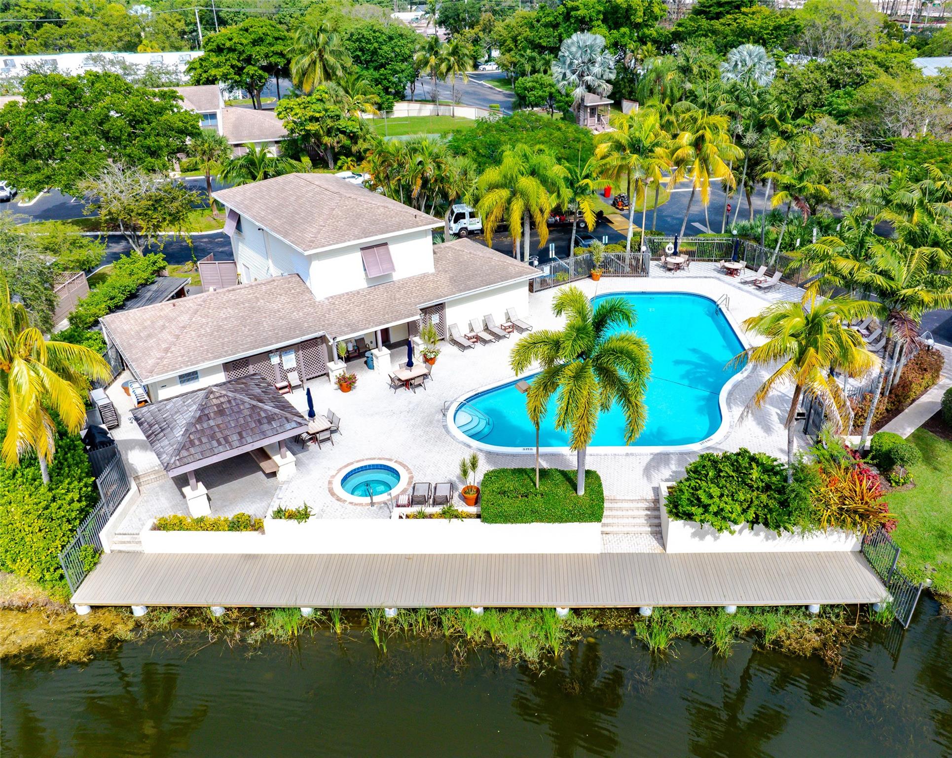 Coconut Key Townhomes - Residential