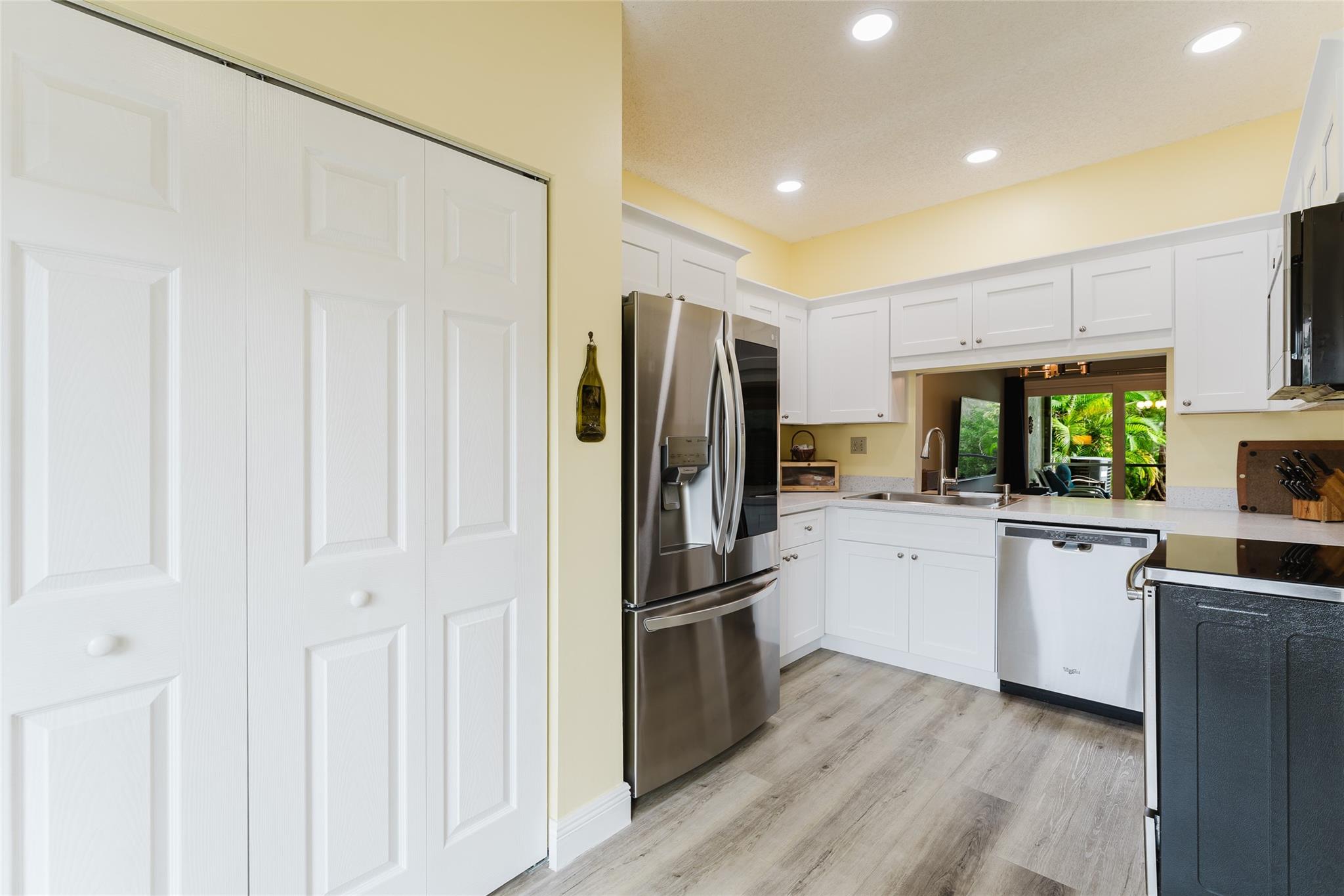 Coconut Key Townhomes - Residential