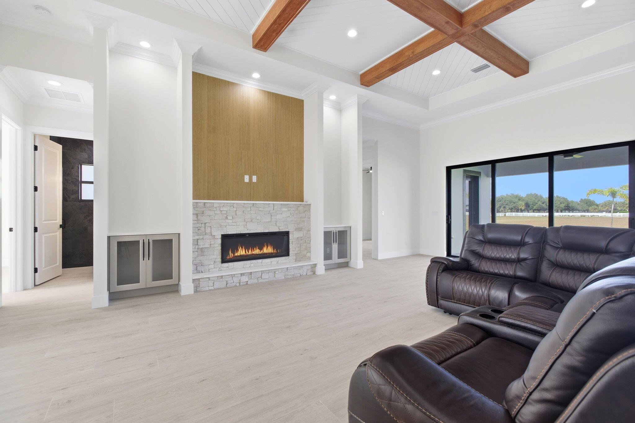 Carlton Country Estates P - Residential