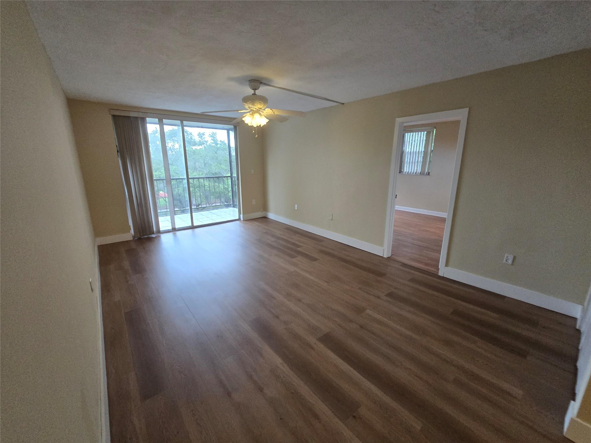 OMEGA CONDO NO 1 - Residential