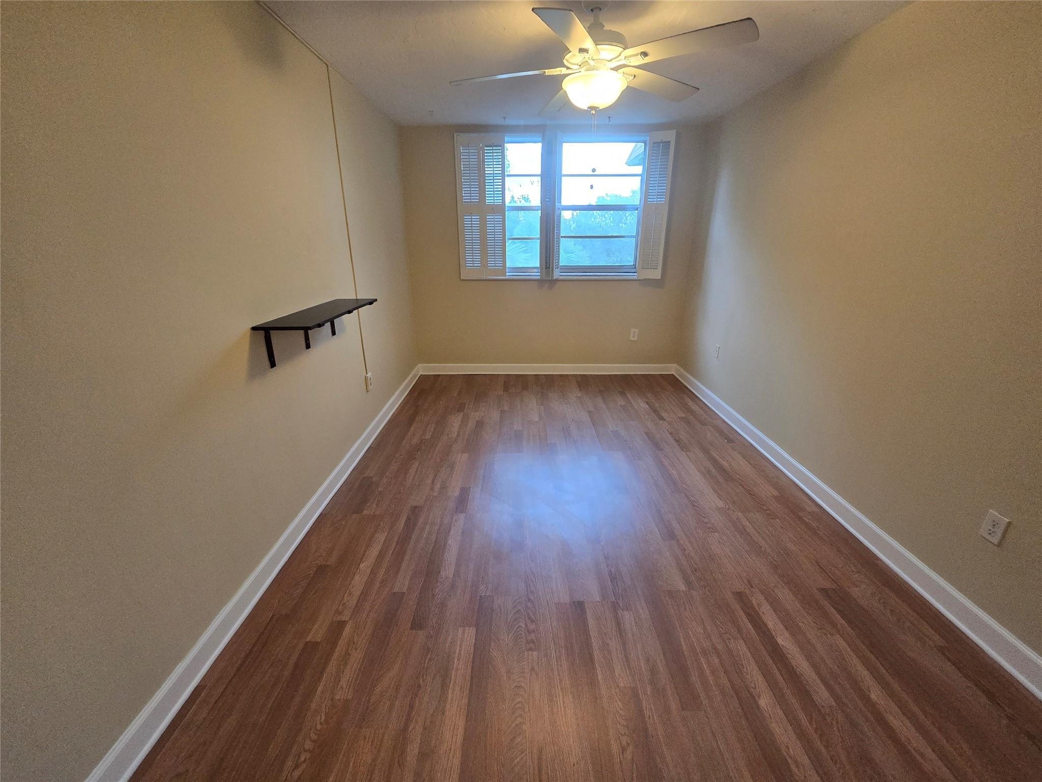 OMEGA CONDO NO 1 - Residential