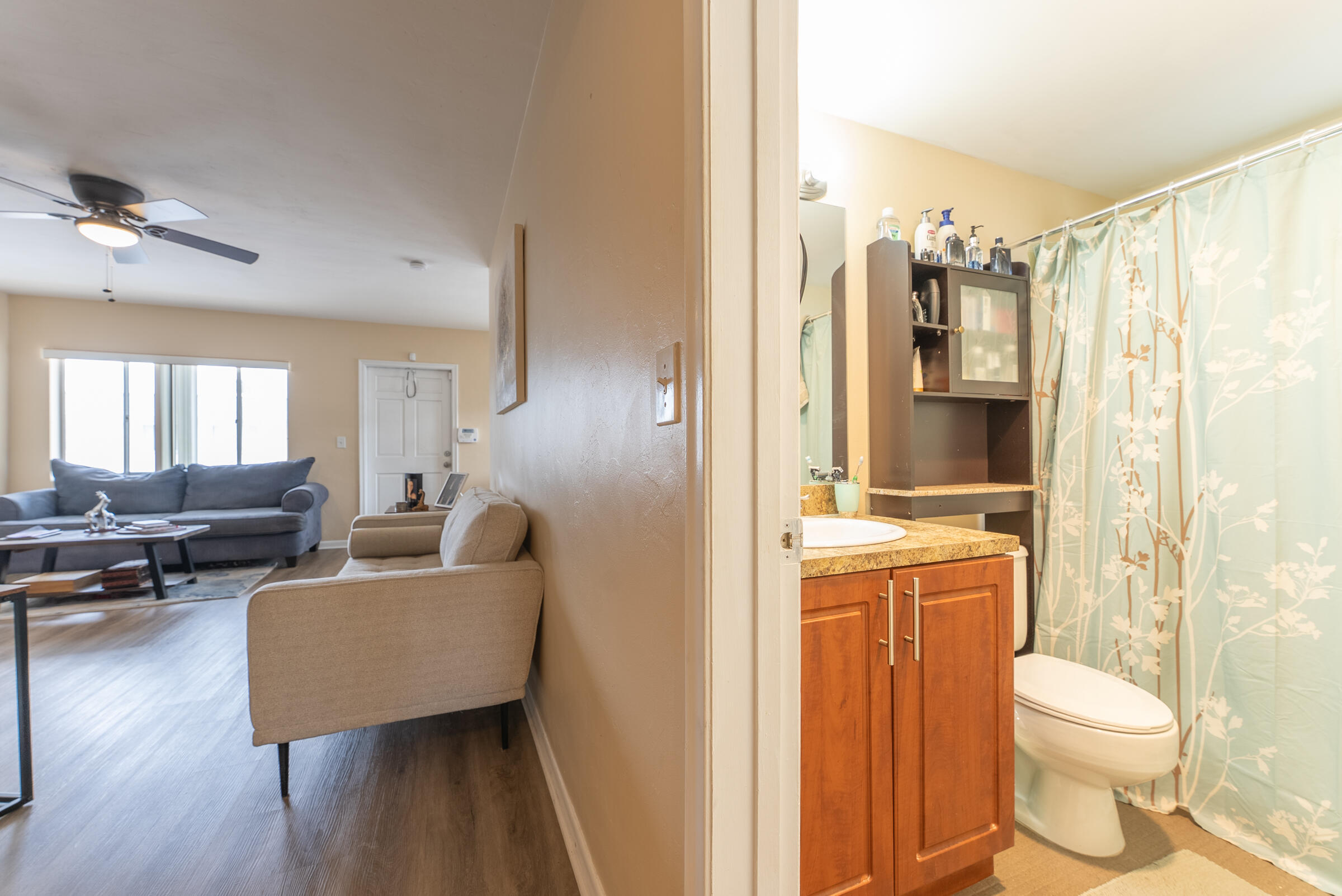 MURRY HILLS APT BLDG CONDO - Residential