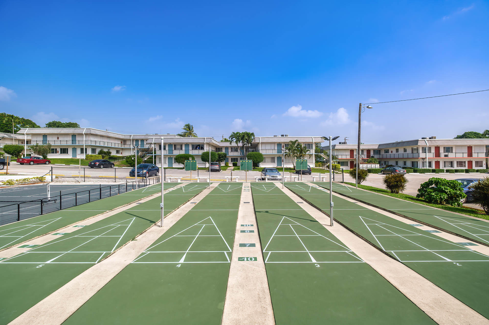 MURRY HILLS APT BLDG CONDO - Residential