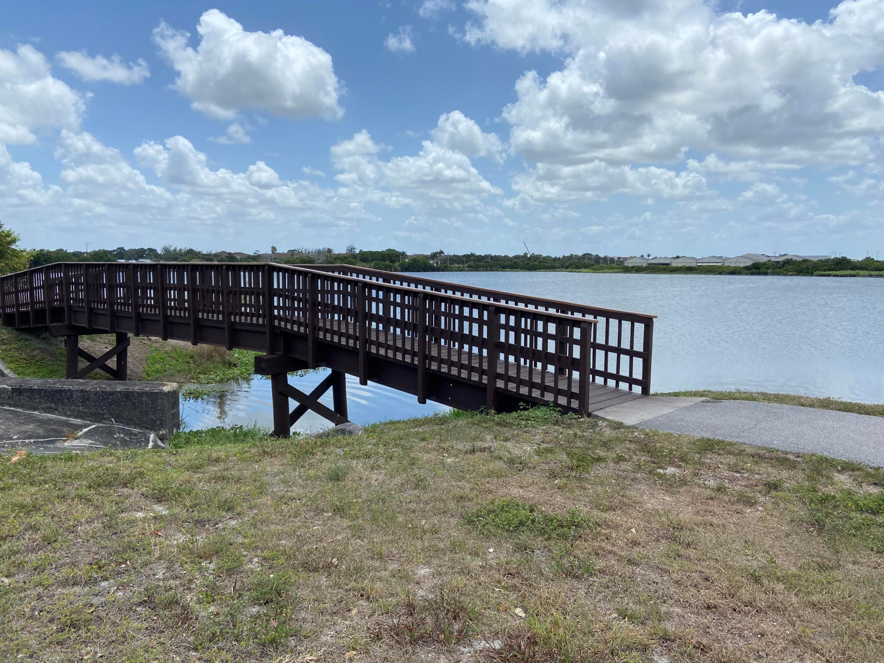 MURRY HILLS APT BLDG CONDO - Residential