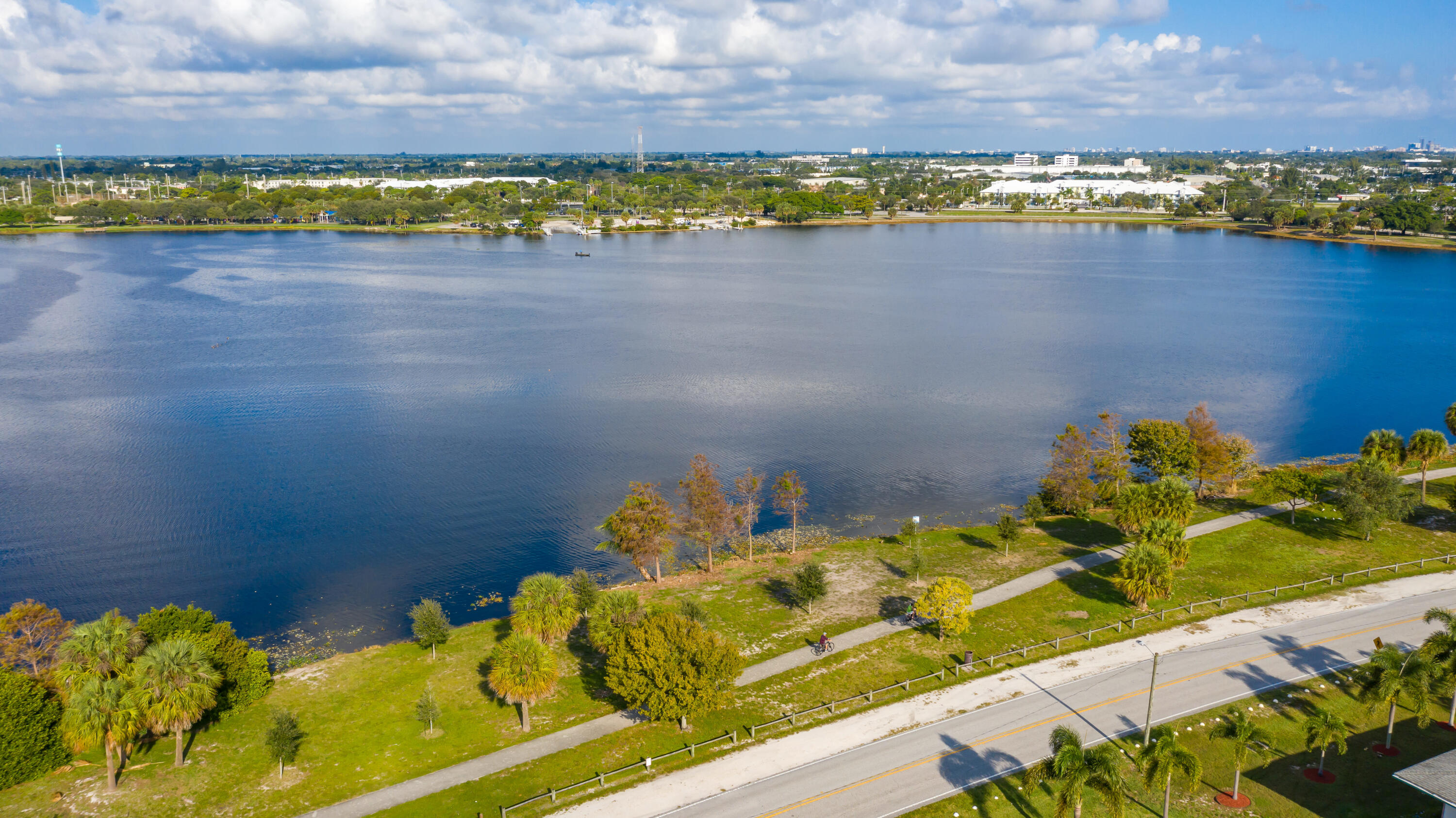 MURRY HILLS APT BLDG CONDO - Residential