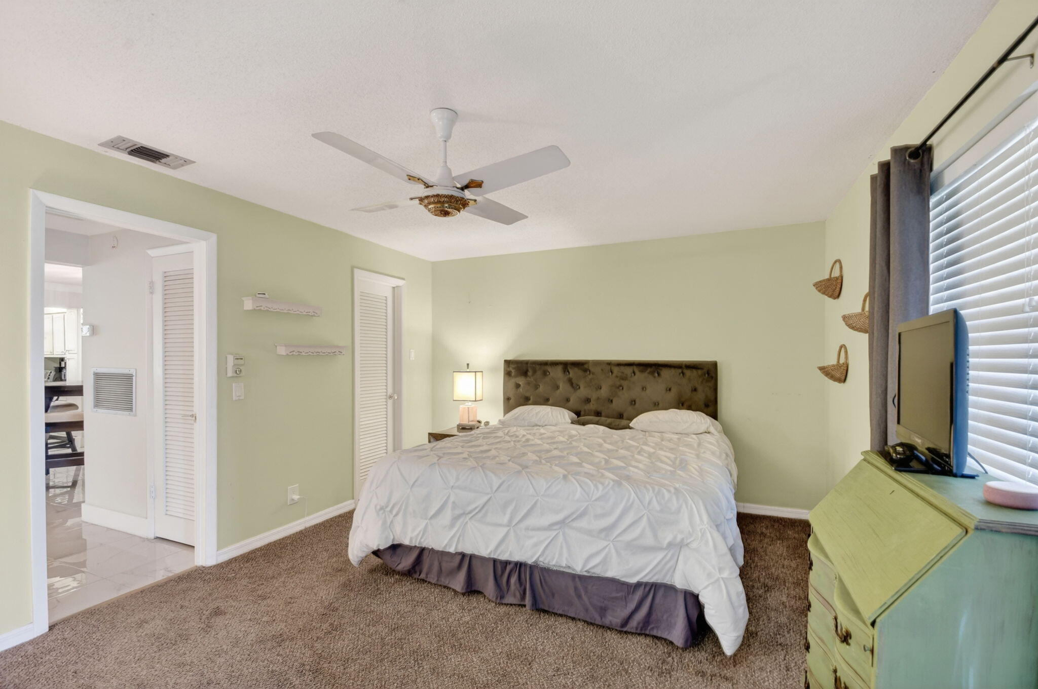 HIGH POINT WEST CONDO 2 - Residential