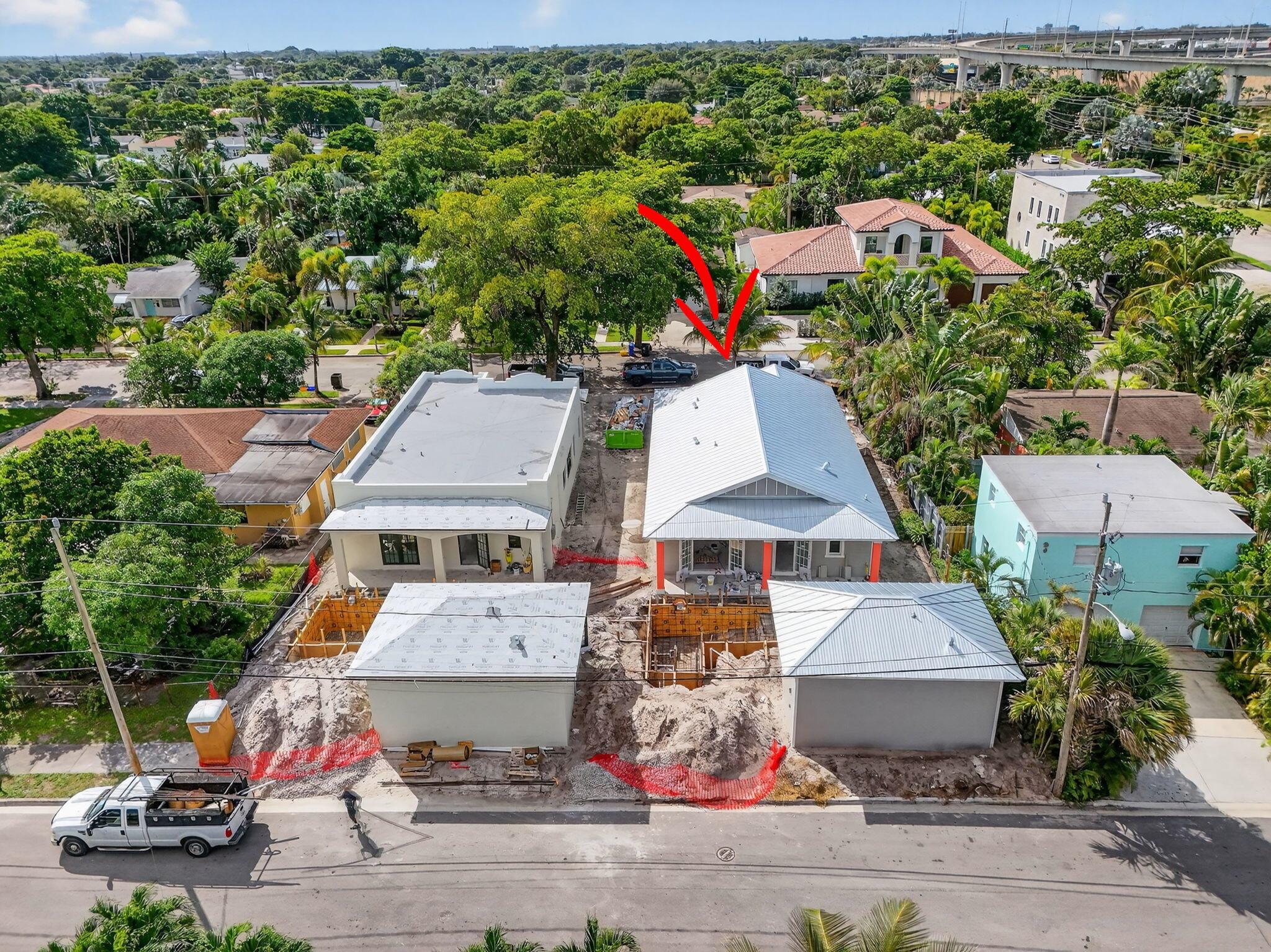 1017 Ardmore Road, West Palm Beach, FL, 33401/$1,950,000 4 1017 Ardmore Road