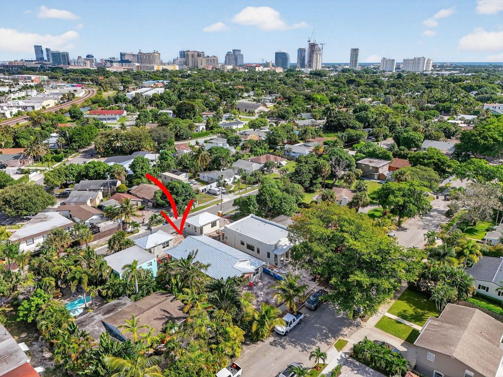 Photo of 1017 Ardmore Road, West Palm Beach, FL 33401 (MLS # R11133916)