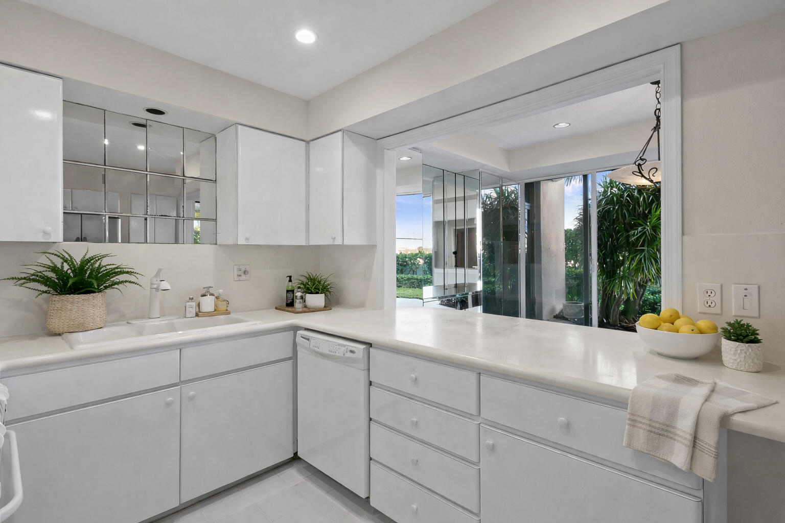 OLD PORT COVE CONDO FIVE - Residential