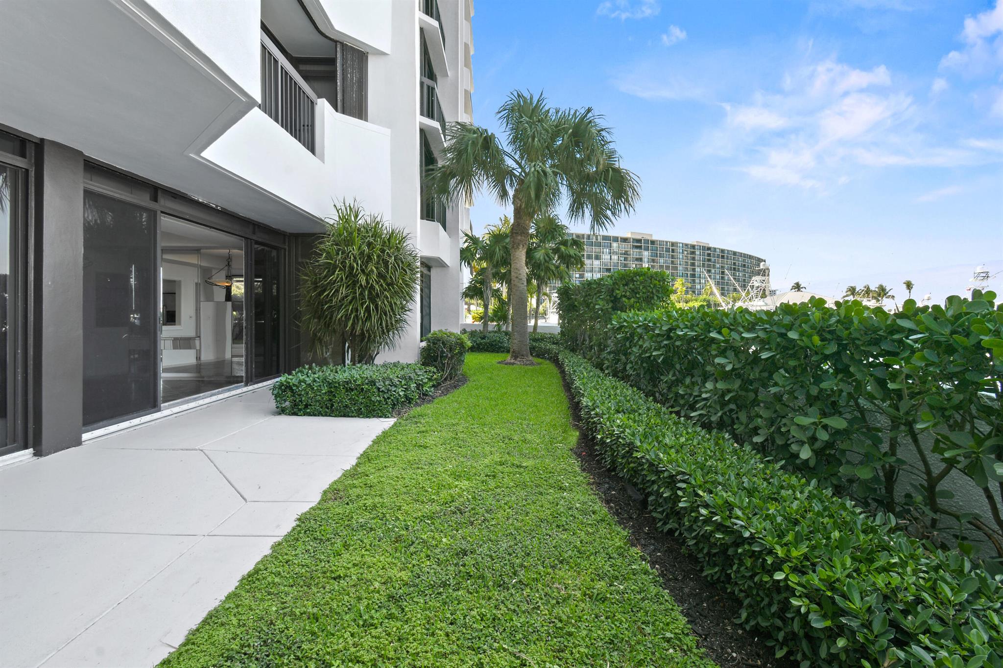 108 Lakeshore Drive 140