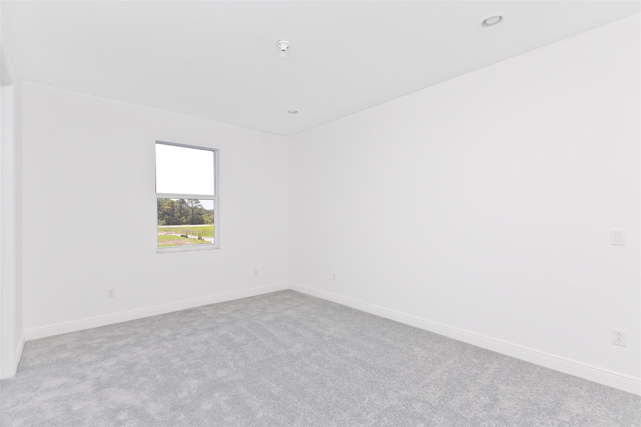 IN THE PINES - Residential Lease