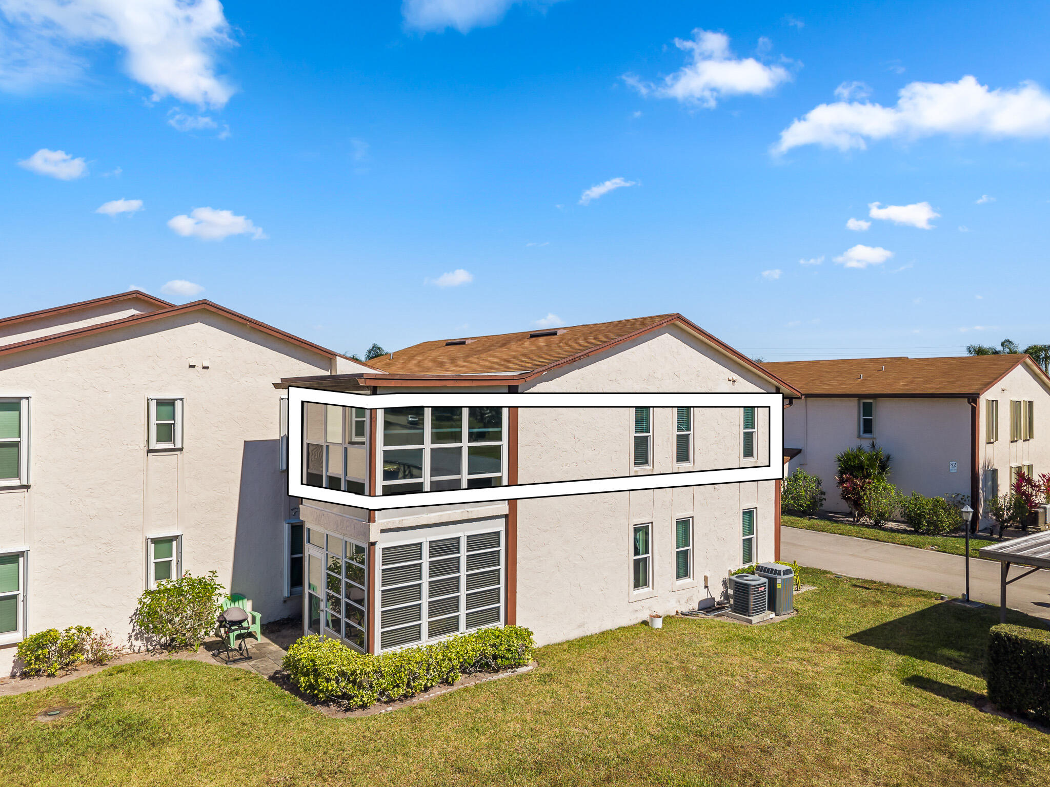 6531 SE Federal Highway S201