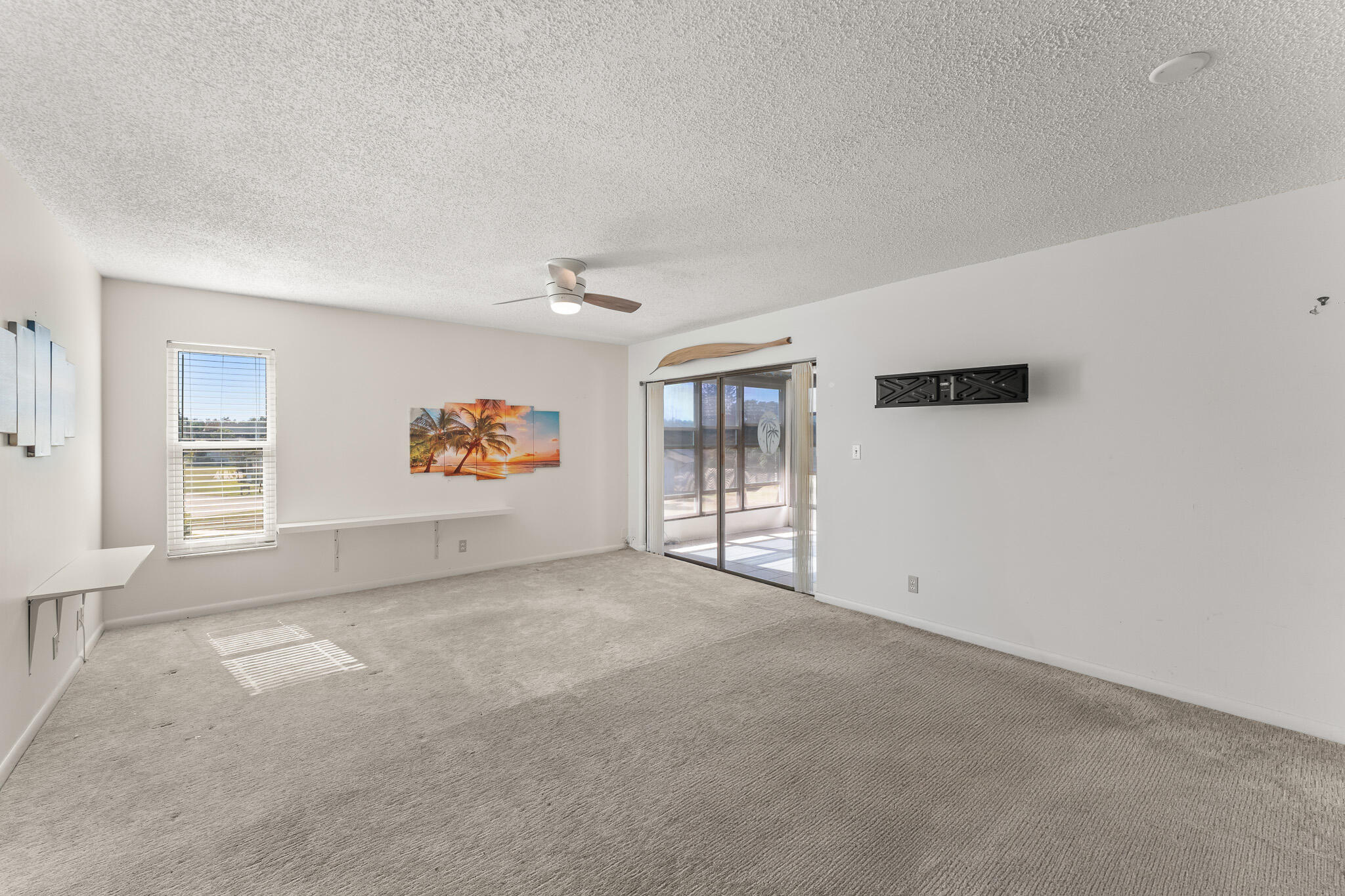 TWIN LAKES SOUTH & TOWN VILLAS CONDO - Residential