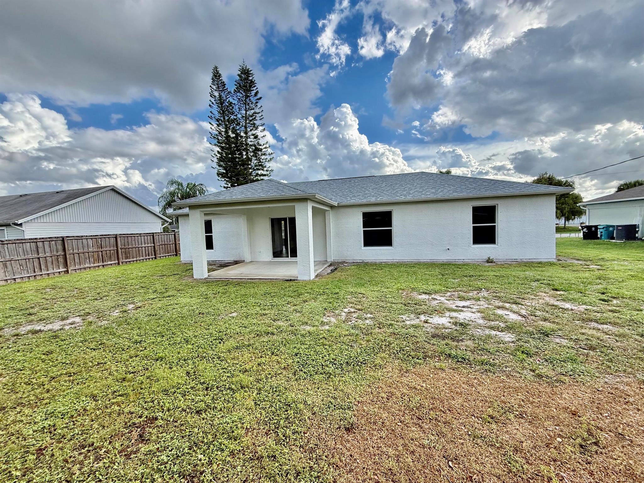 PORT ST LUCIE SECTION 15 - Residential