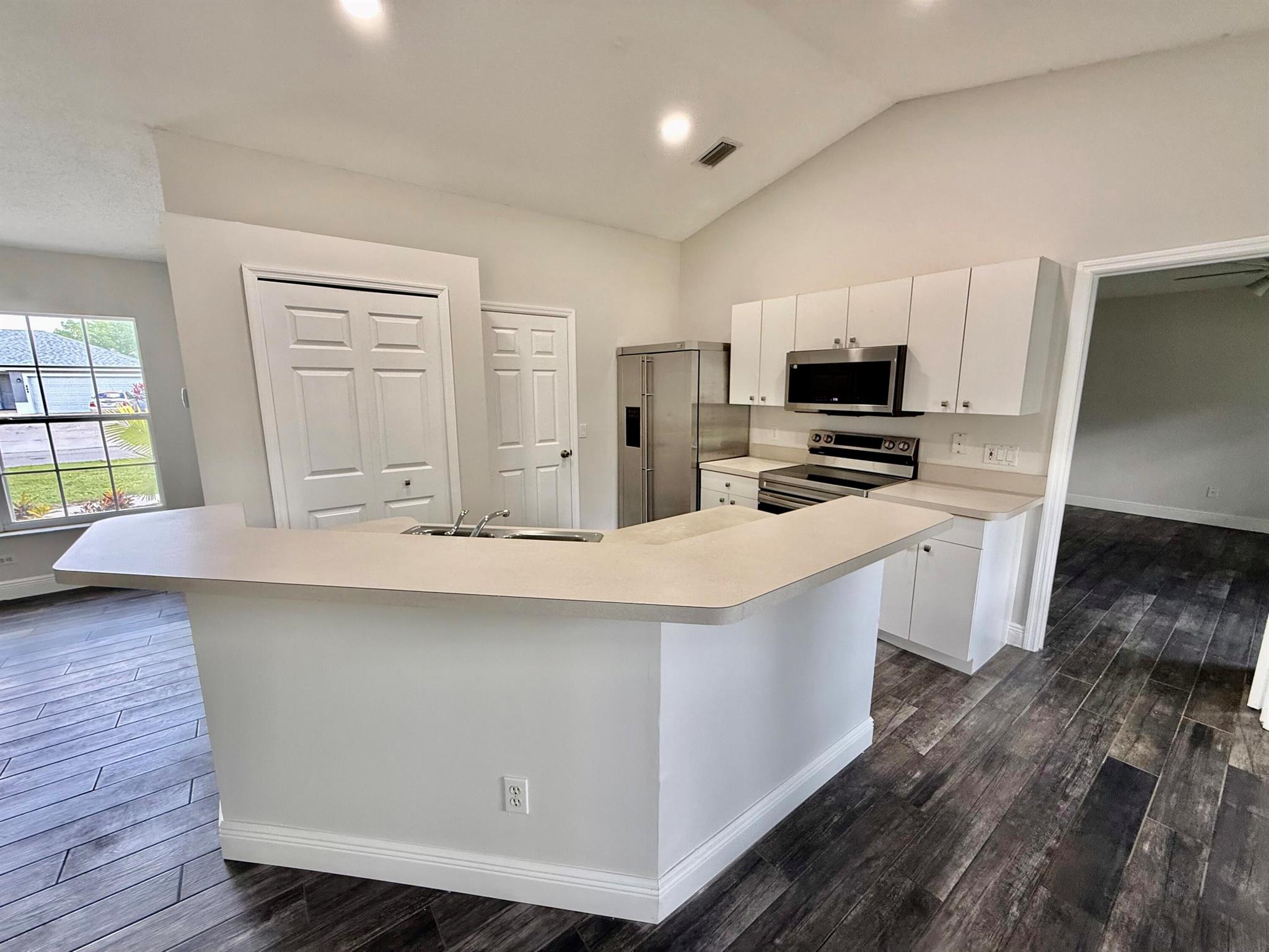 PORT ST LUCIE SECTION 15 - Residential