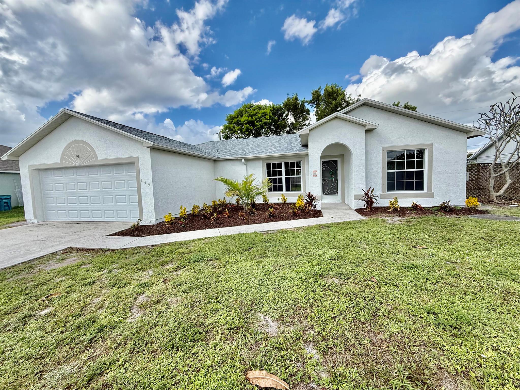 PORT ST LUCIE SECTION 15 - Residential