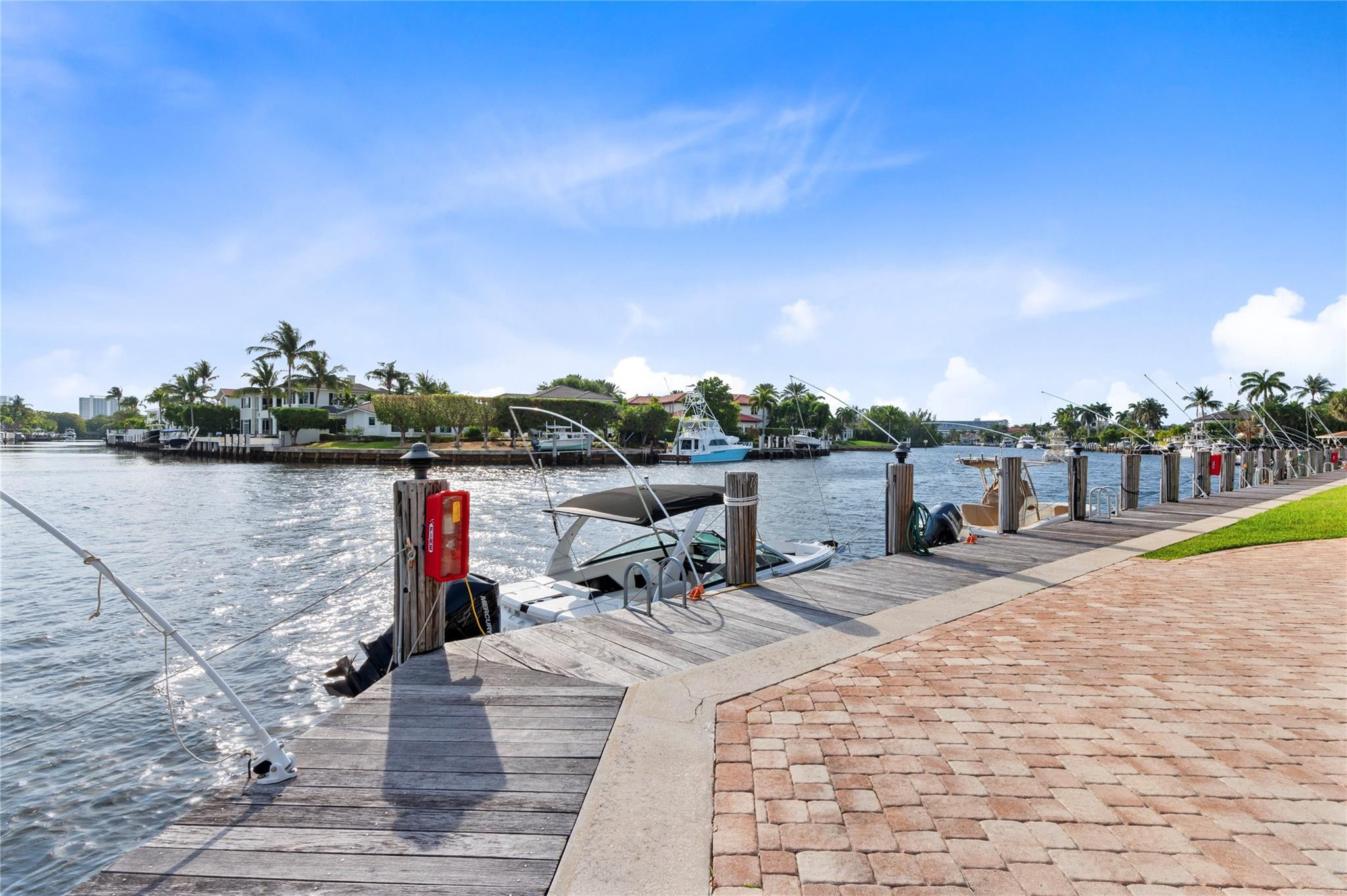 River House Towers - Residential