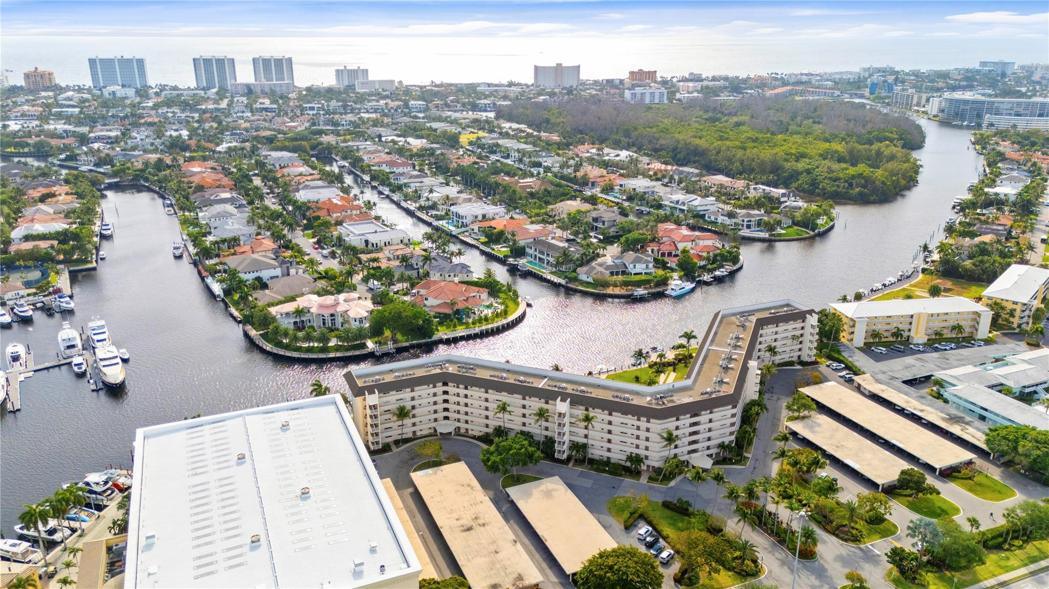 River House Towers - Residential